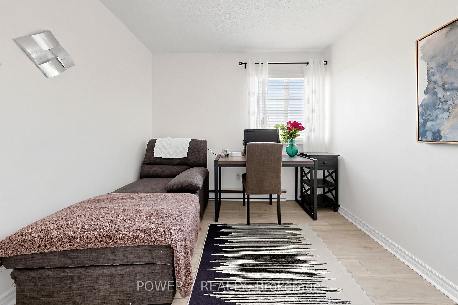 Photo 32 of Unit 146, 311 Milestone Crescent, Aurora, Aurora Village — HOMEH