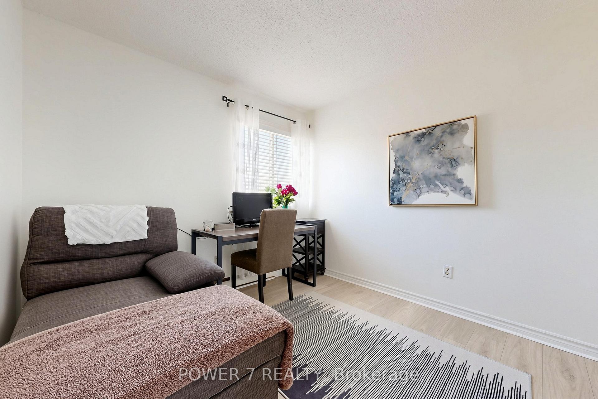 Photo 33 of Unit 146, 311 Milestone Crescent, Aurora, Aurora Village — HOMEH