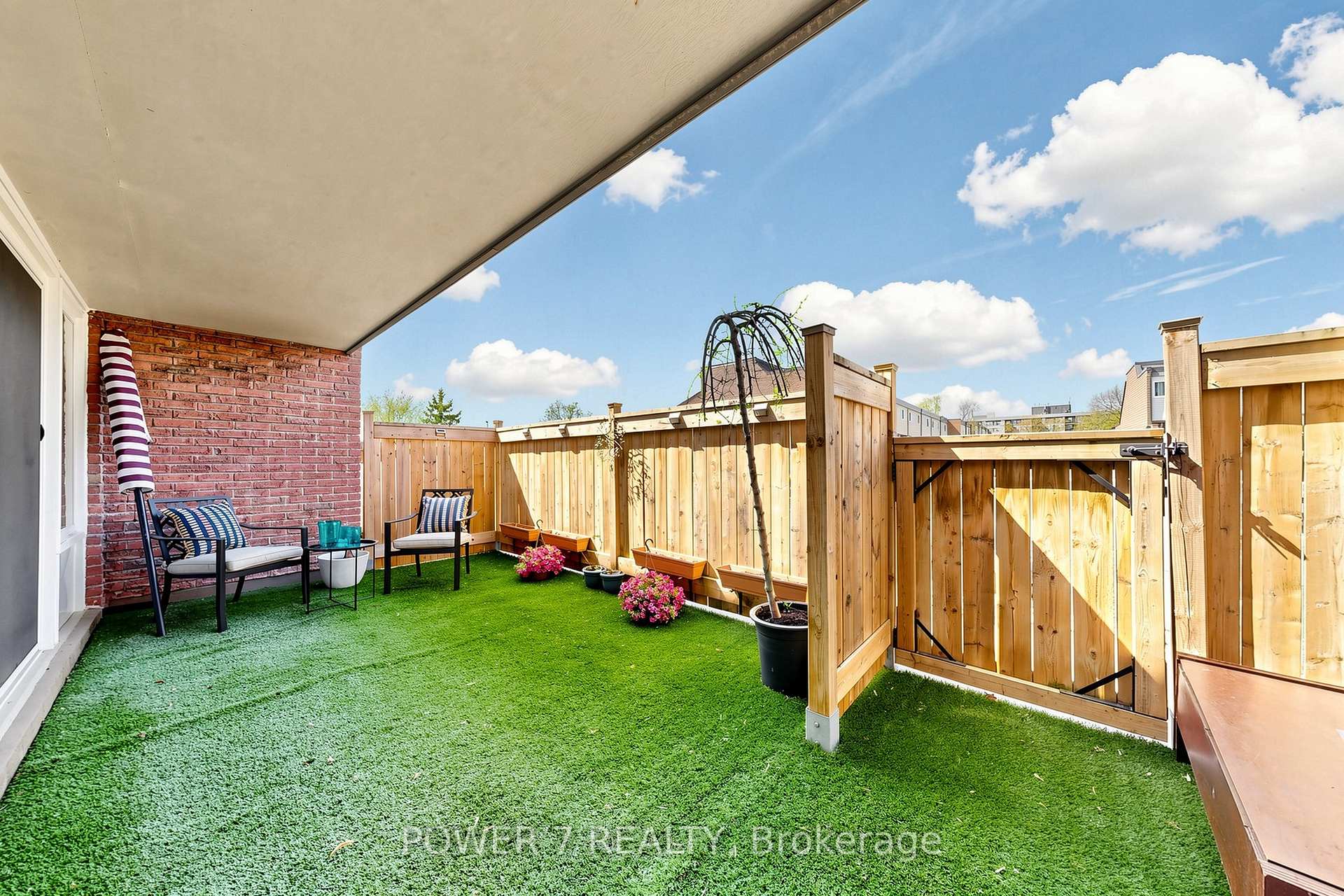 Photo 41 of Unit 146, 311 Milestone Crescent, Aurora, Aurora Village — HOMEH