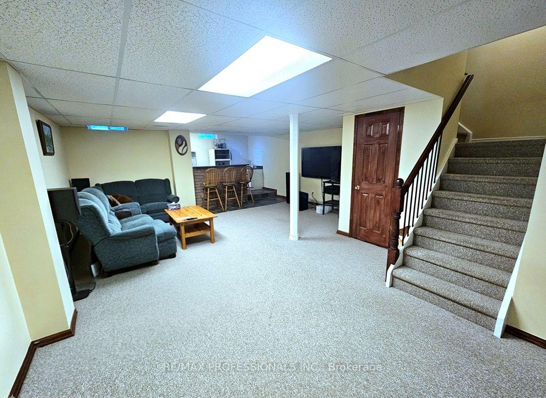 Photo 35 of Unit 1, 500 Silverthorne Crescent, Mississauga, Hurontario — HOMEH