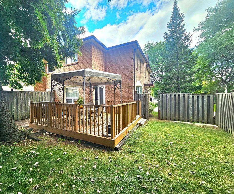 Photo 42 of Unit 1, 500 Silverthorne Crescent, Mississauga, Hurontario — HOMEH