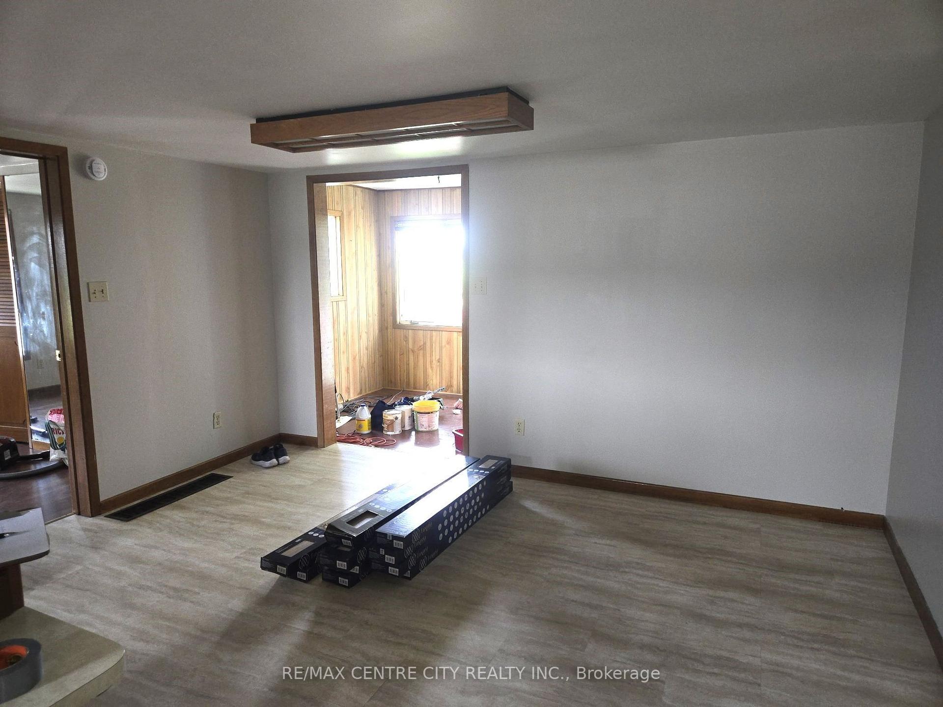 Photo 7 of 8565 Imperial Road, Malahide, Rural Malahide — HOMEH