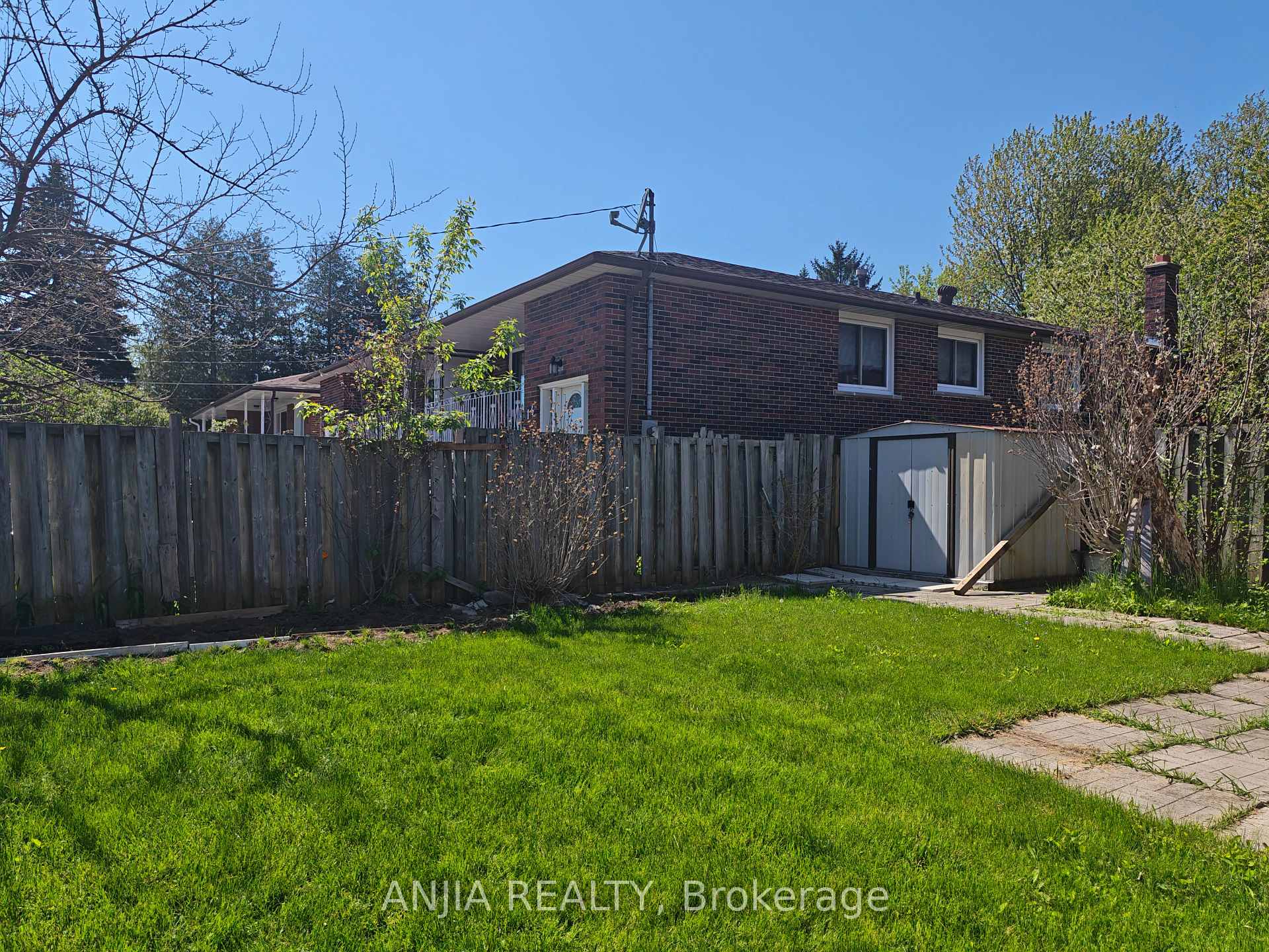 Photo 12 of Unit Main, 58 Kitchener Road, Scarborough, West Hill — HOMEH