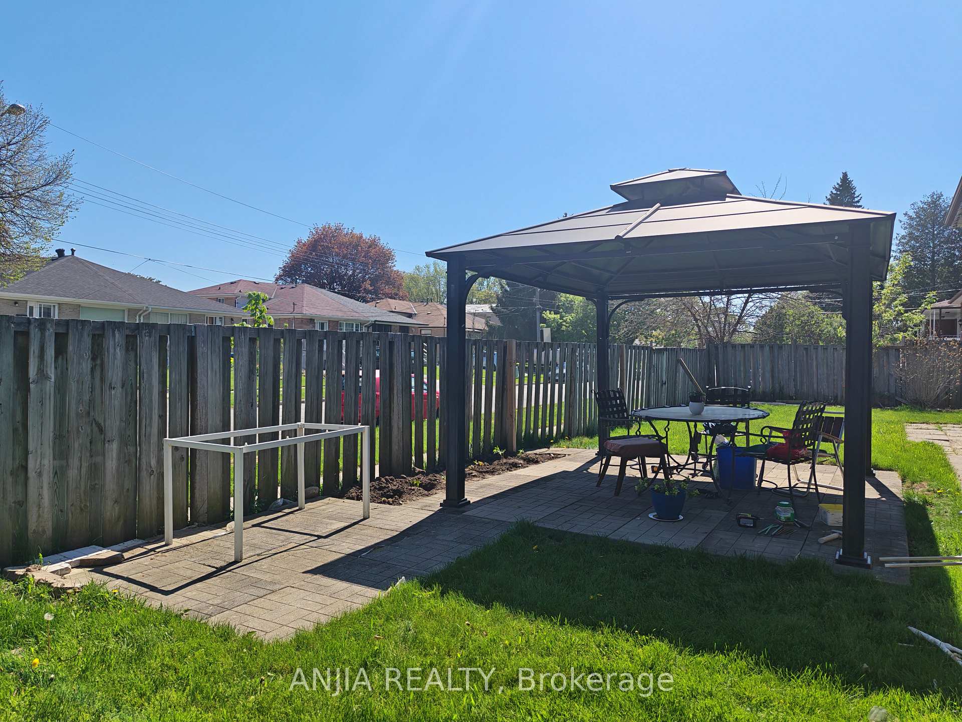 Photo 13 of Unit Main, 58 Kitchener Road, Scarborough, West Hill — HOMEH