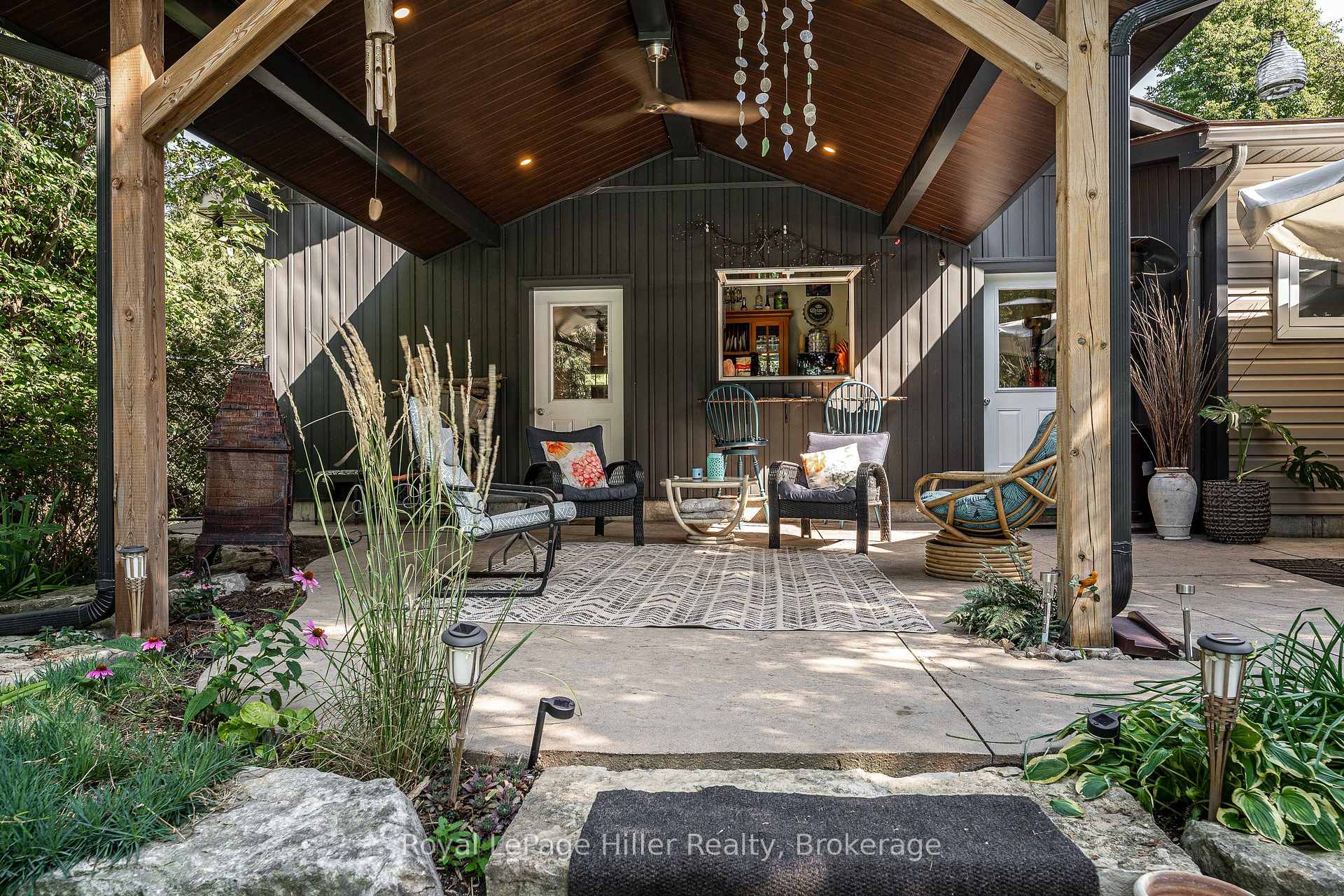 Photo 34 of 950 Oloane Avenue, Stratford — HOMEH