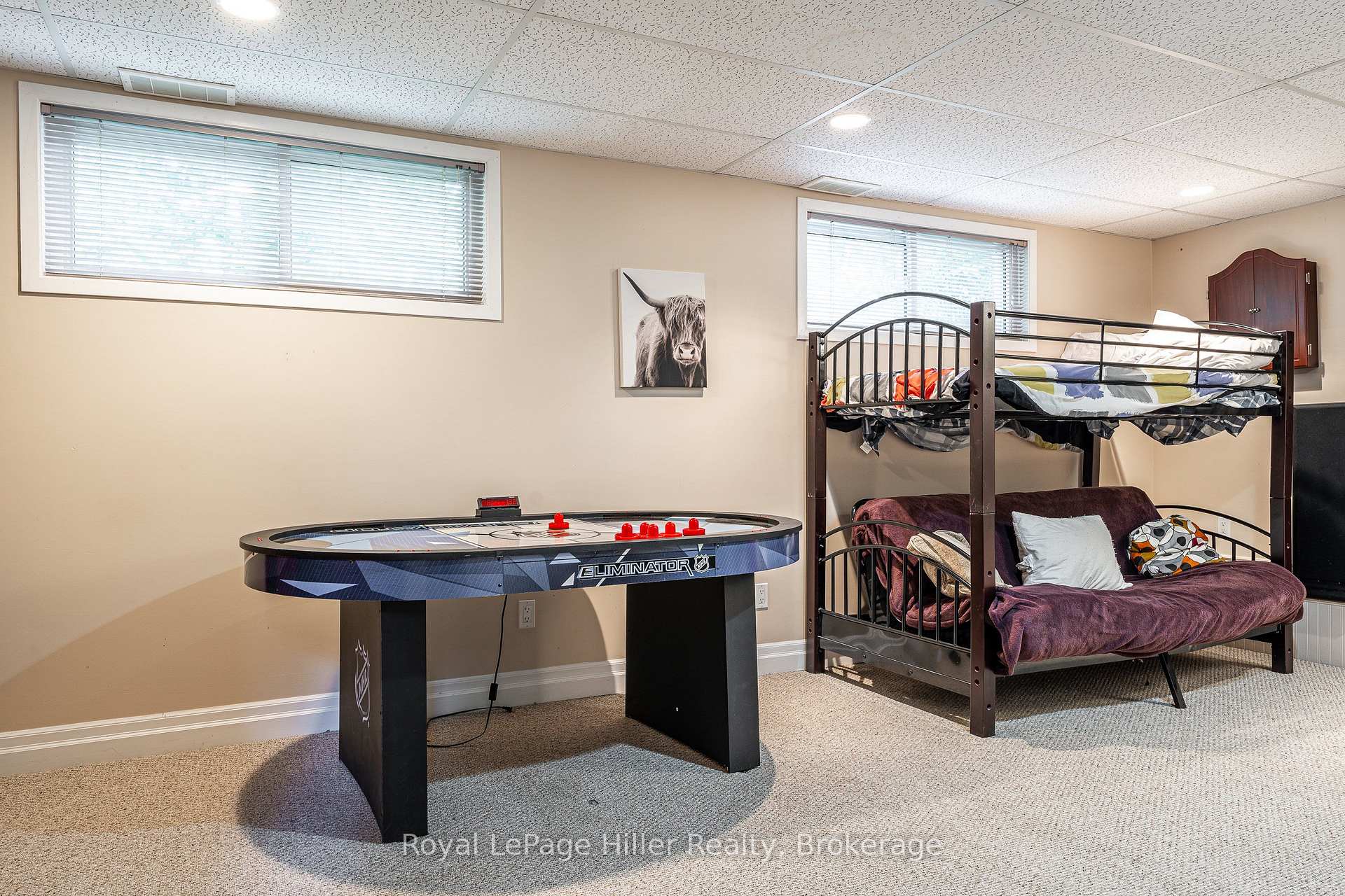 Photo 46 of 950 Oloane Avenue, Stratford — HOMEH
