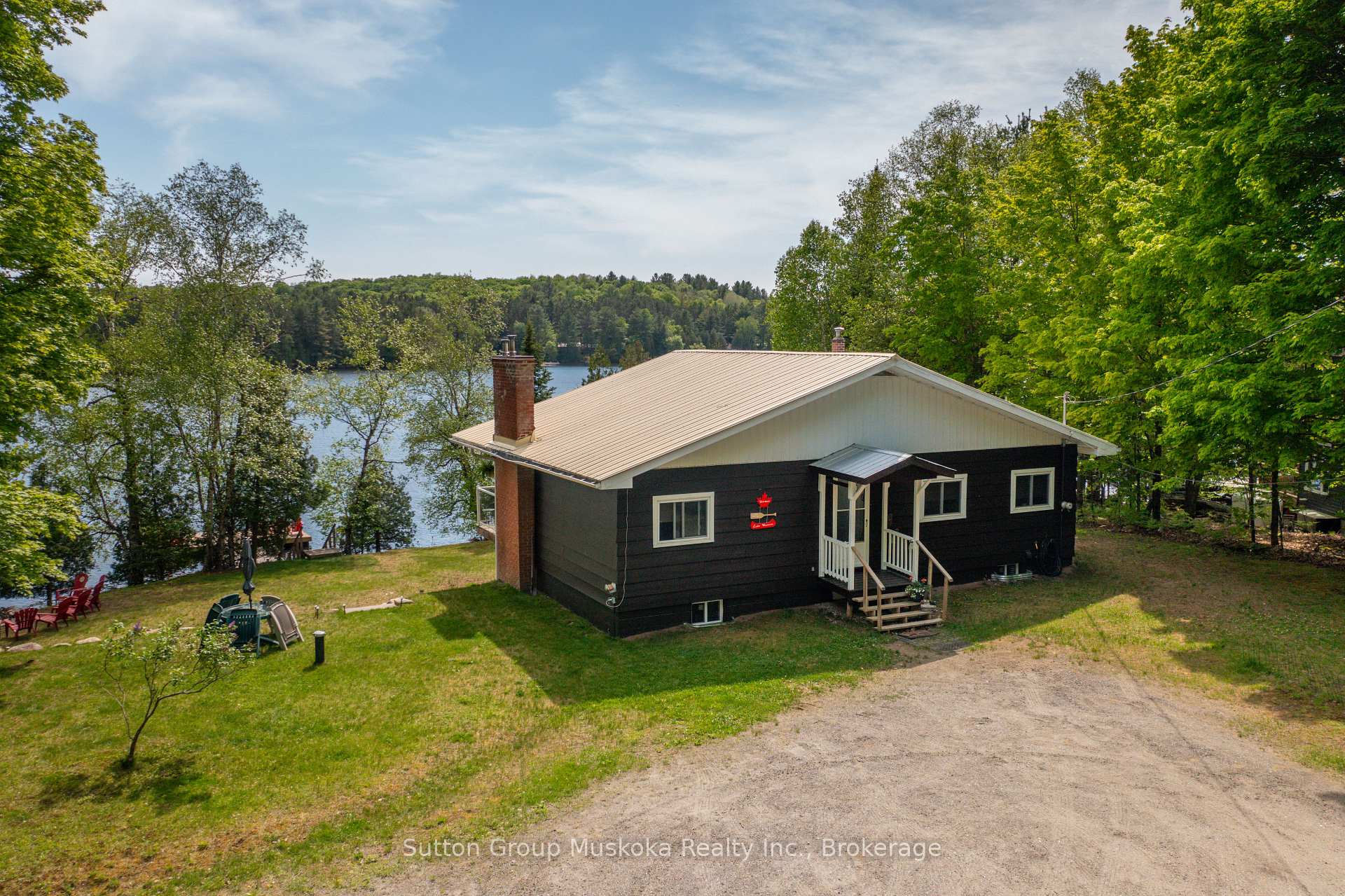 Photo of 562 and 568 East Waseosa Lake Road