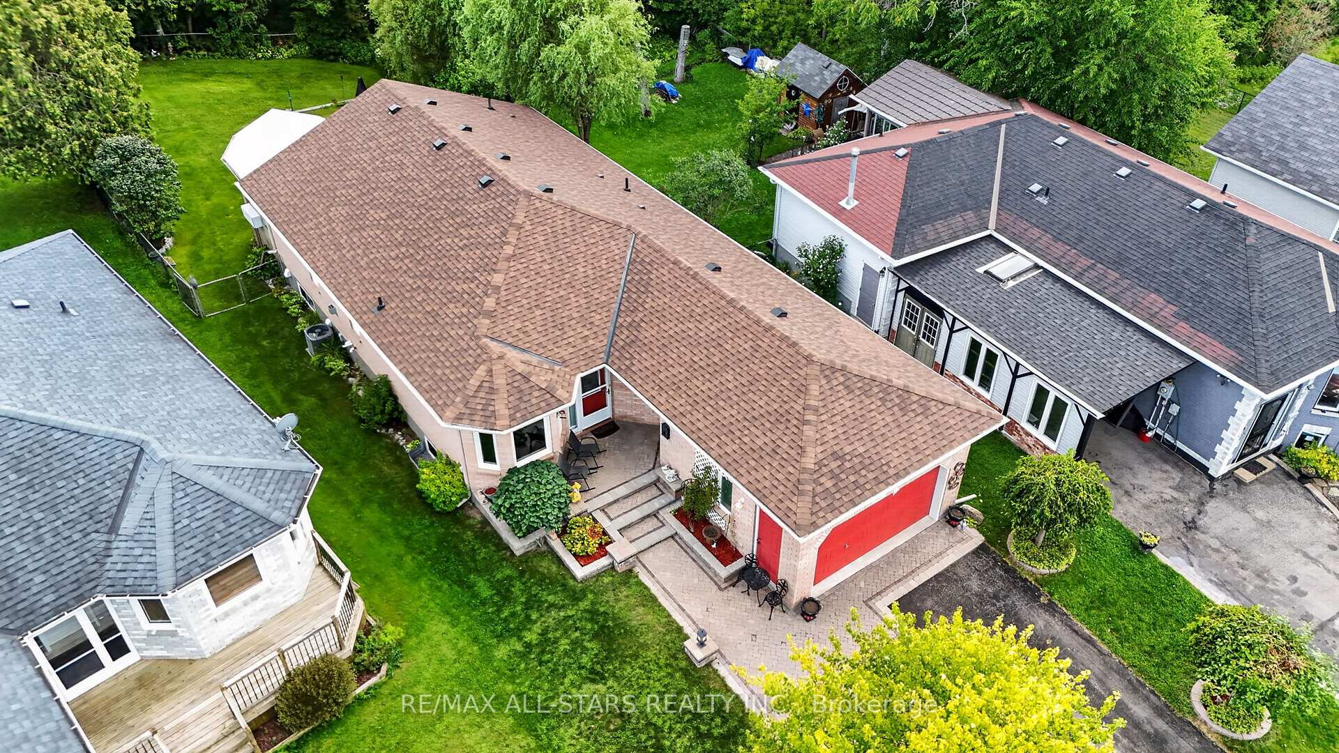Photo 2 of 117 Riverglen Drive, Georgina, Keswick South — HOMEH