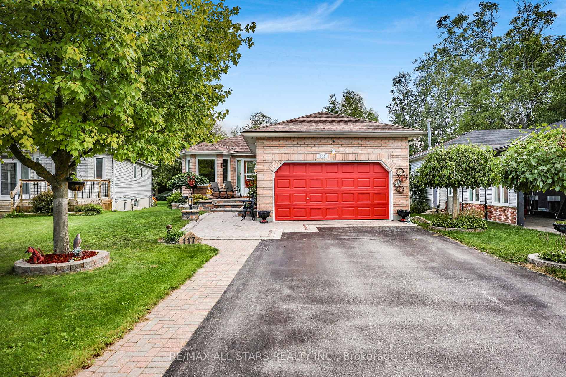 Photo 4 of 117 Riverglen Drive, Georgina, Keswick South — HOMEH