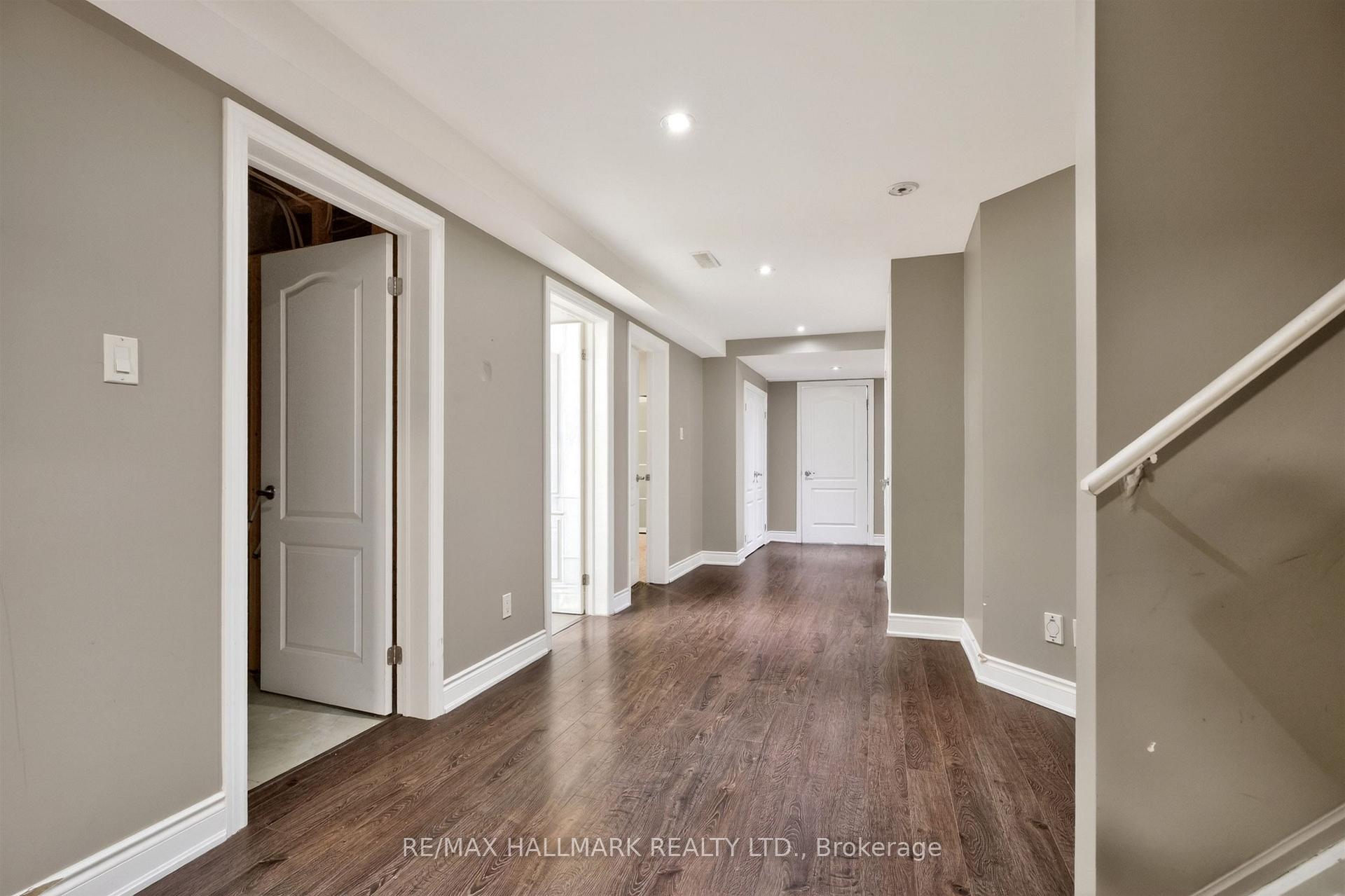 Photo 34 of 99 Royal West Drive, Brampton, Credit Valley — HOMEH