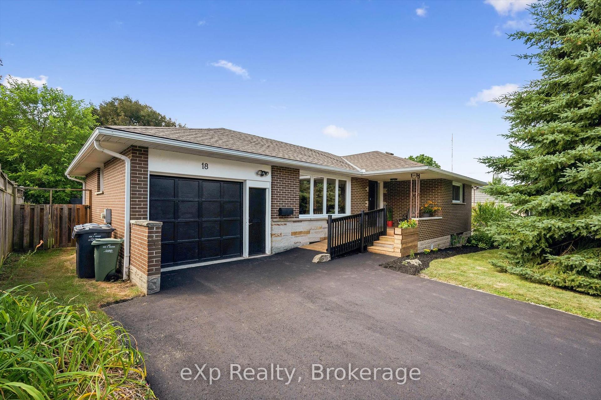 Photo 1 of 18 Eleanor Court, Guelph, Grange Road — HOMEH