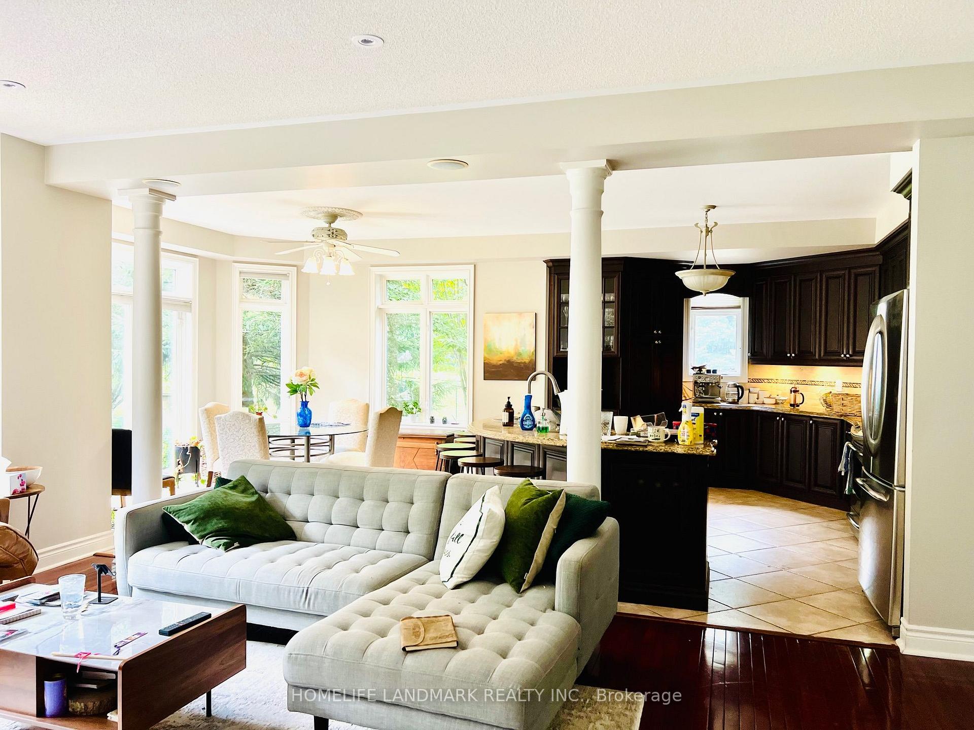 Photo 6 of 55 Laurentian Boulevard, Vaughan, Rural Vaughan — HOMEH