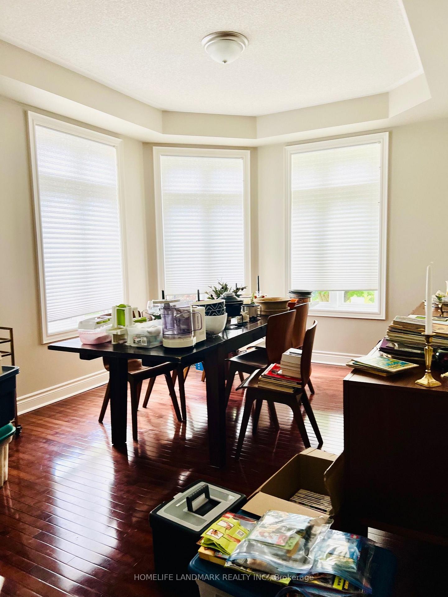 Photo 14 of 55 Laurentian Boulevard, Vaughan, Rural Vaughan — HOMEH