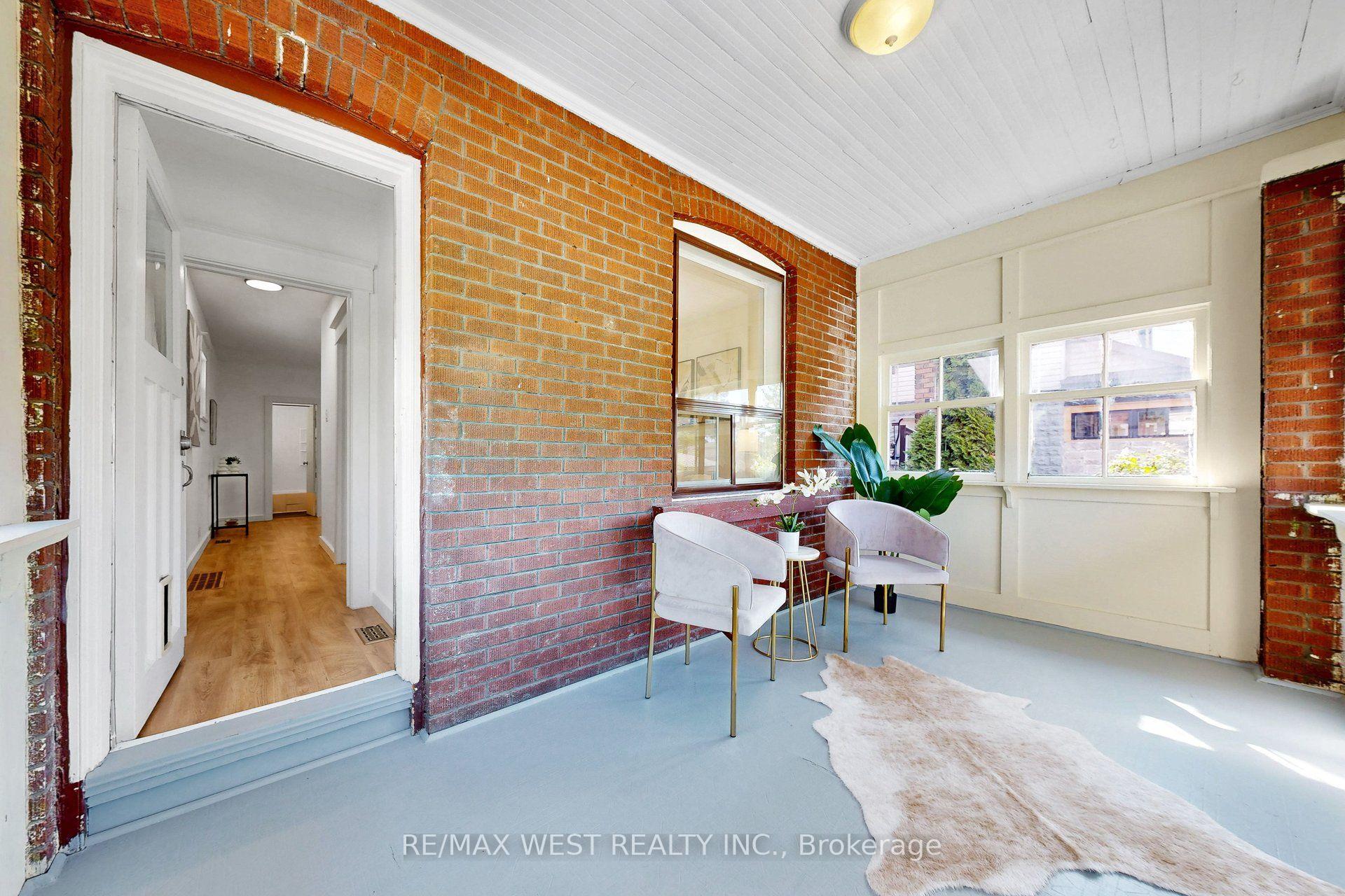Photo 5 of 59 Branstone Road, Toronto, Caledonia-Fairbank — HOMEH