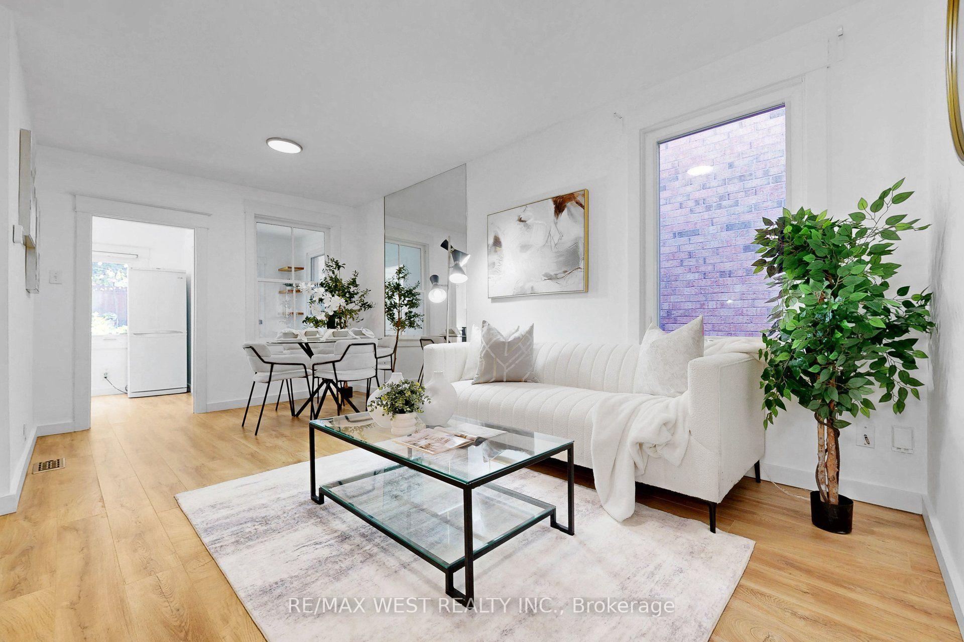 Photo 11 of 59 Branstone Road, Toronto, Caledonia-Fairbank — HOMEH