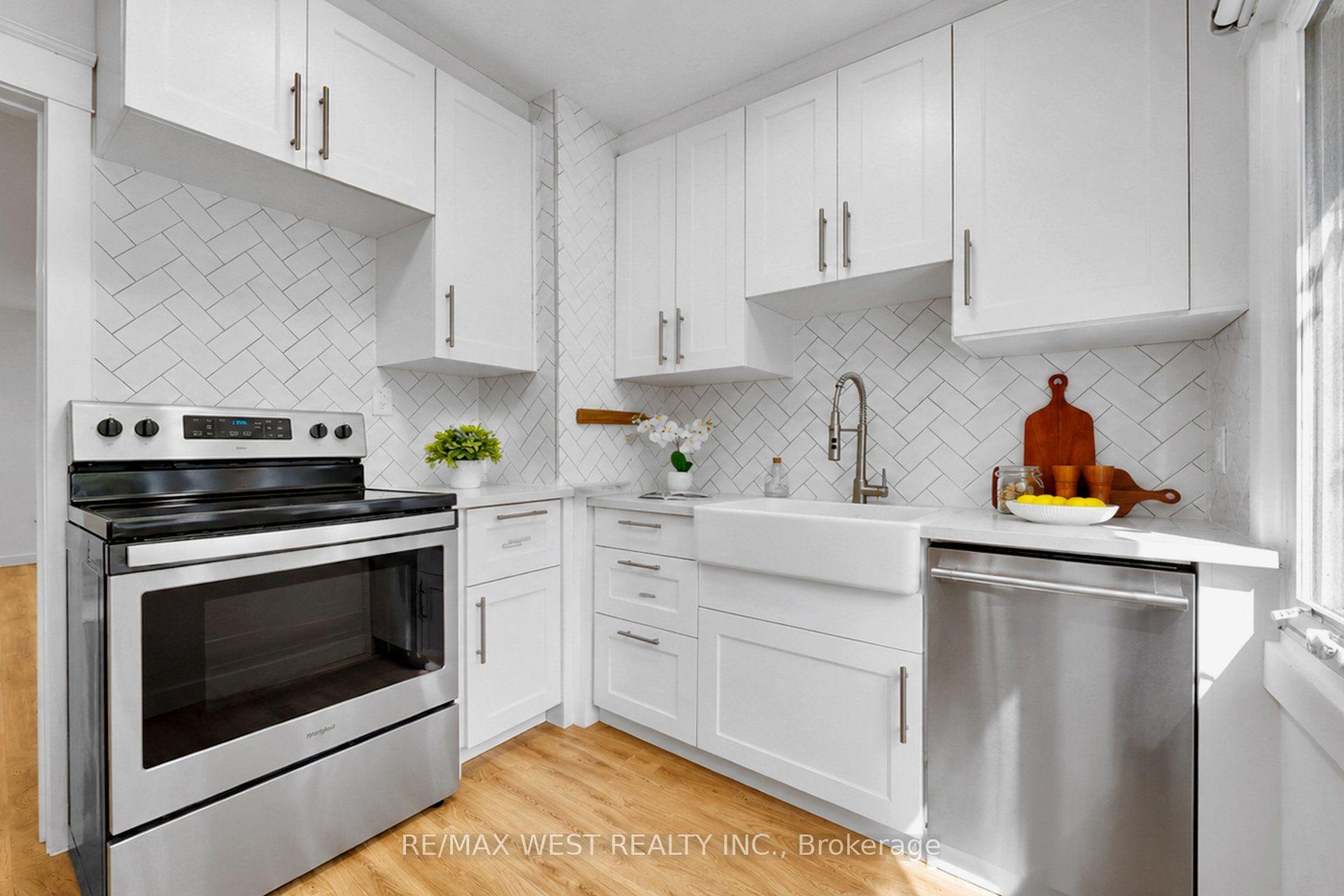 Photo 16 of 59 Branstone Road, Toronto, Caledonia-Fairbank — HOMEH