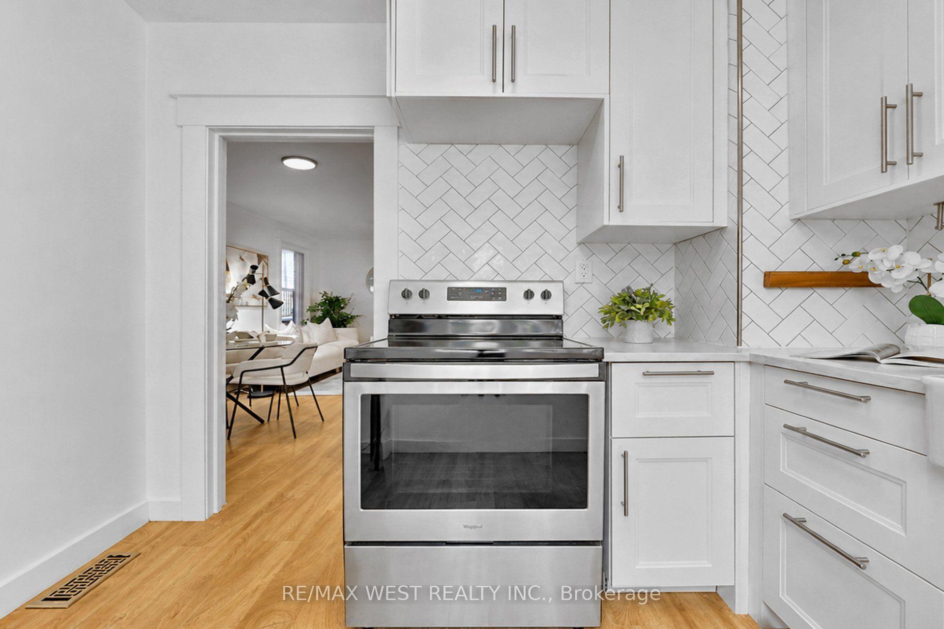 Photo 19 of 59 Branstone Road, Toronto, Caledonia-Fairbank — HOMEH