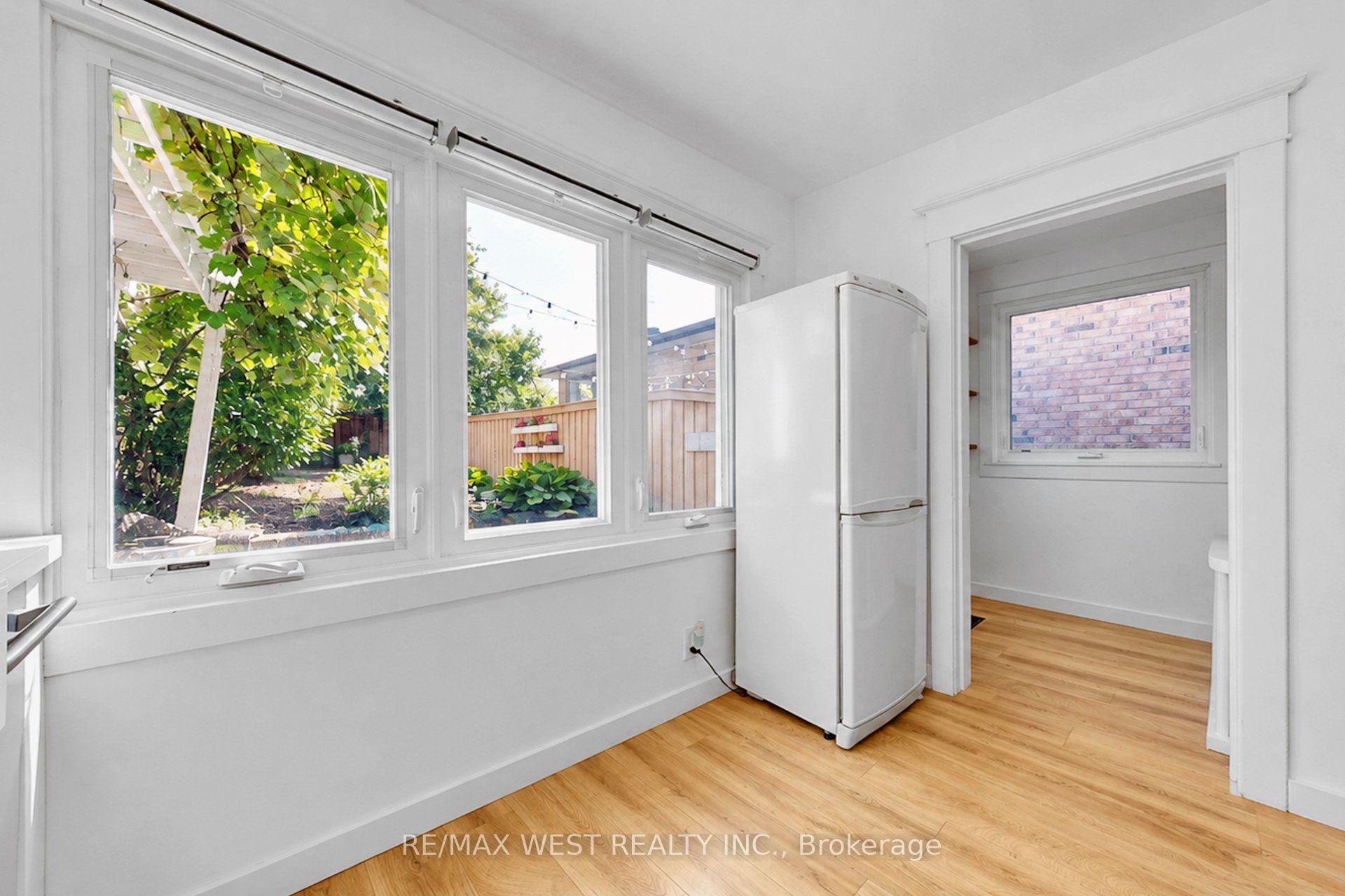 Photo 20 of 59 Branstone Road, Toronto, Caledonia-Fairbank — HOMEH