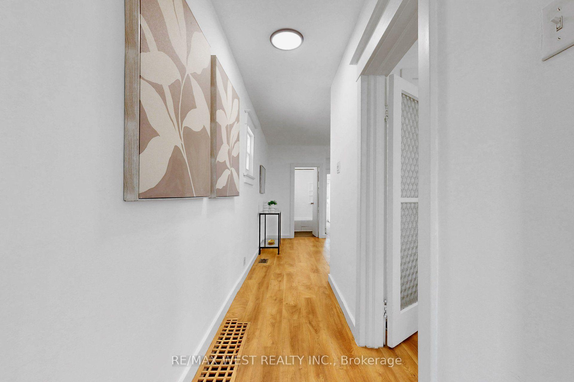 Photo 28 of 59 Branstone Road, Toronto, Caledonia-Fairbank — HOMEH