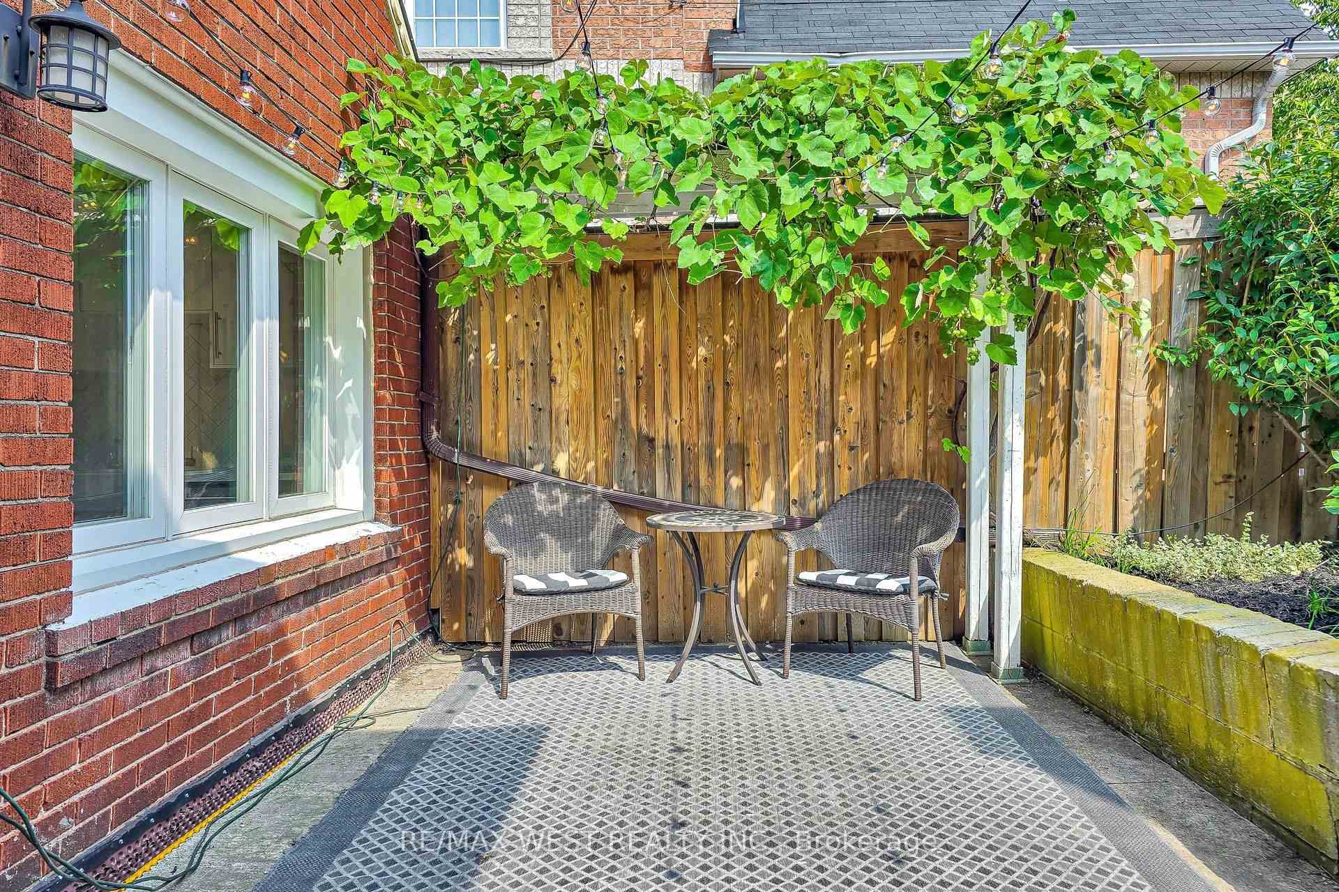 Photo 31 of 59 Branstone Road, Toronto, Caledonia-Fairbank — HOMEH