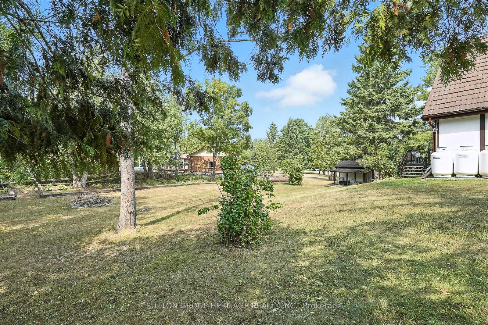 Photo 31 of 184 Pirates Glen Drive, Trent Lakes — HOMEH