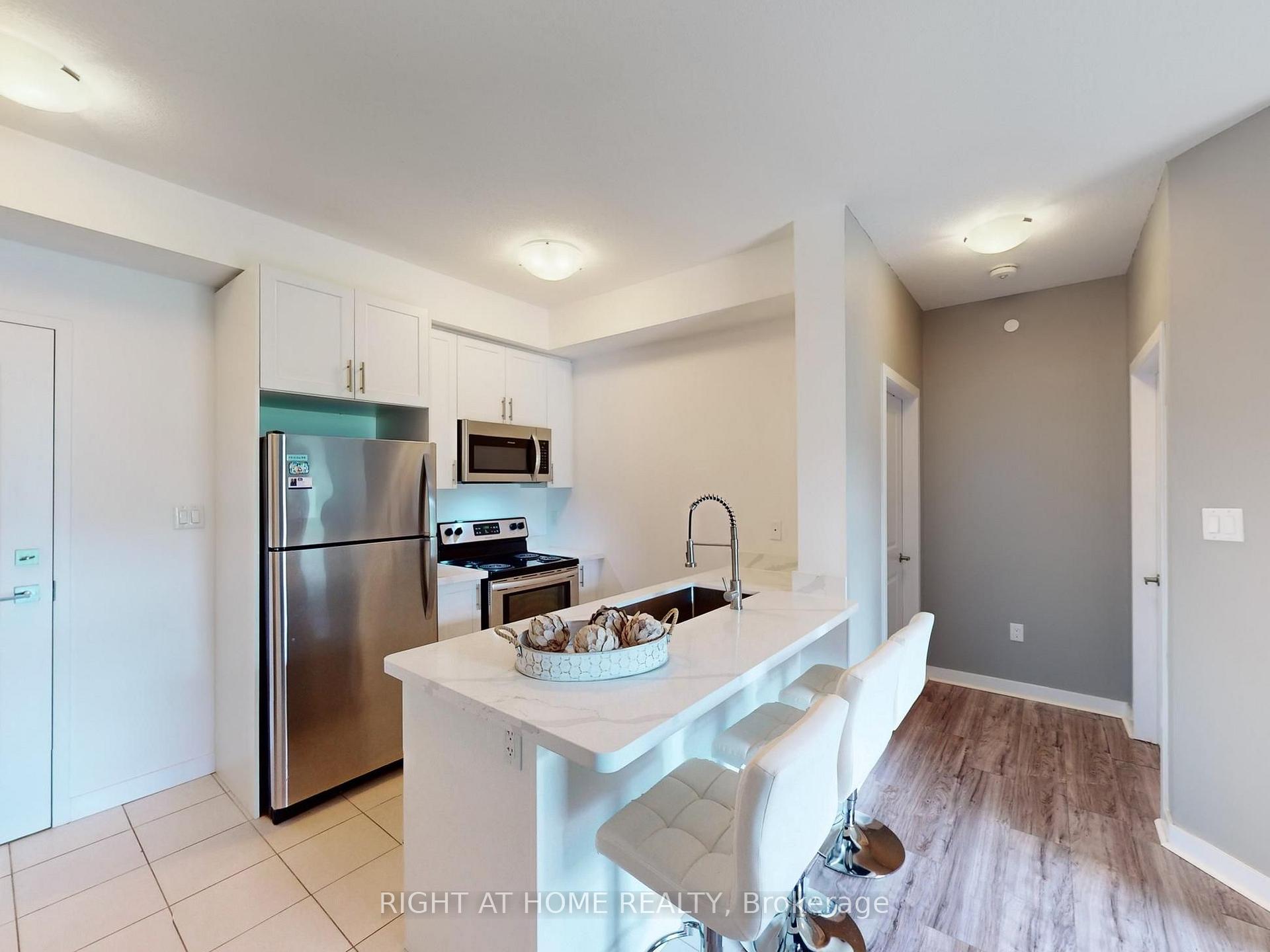 Photo 16 of Unit 111, 101 Shoreview Place, Hamilton, Stoney Creek — HOMEH