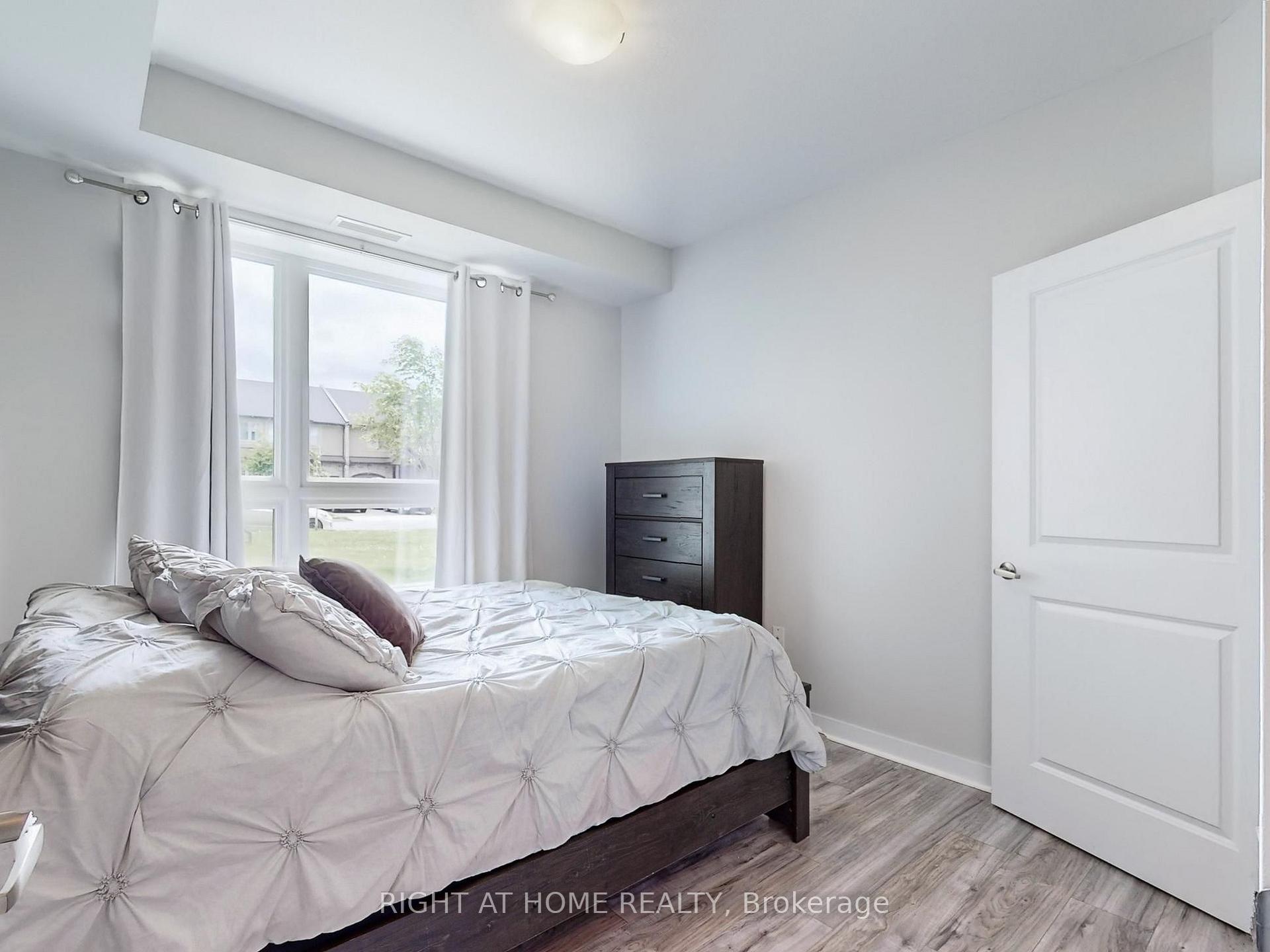 Photo 22 of Unit 111, 101 Shoreview Place, Hamilton, Stoney Creek — HOMEH