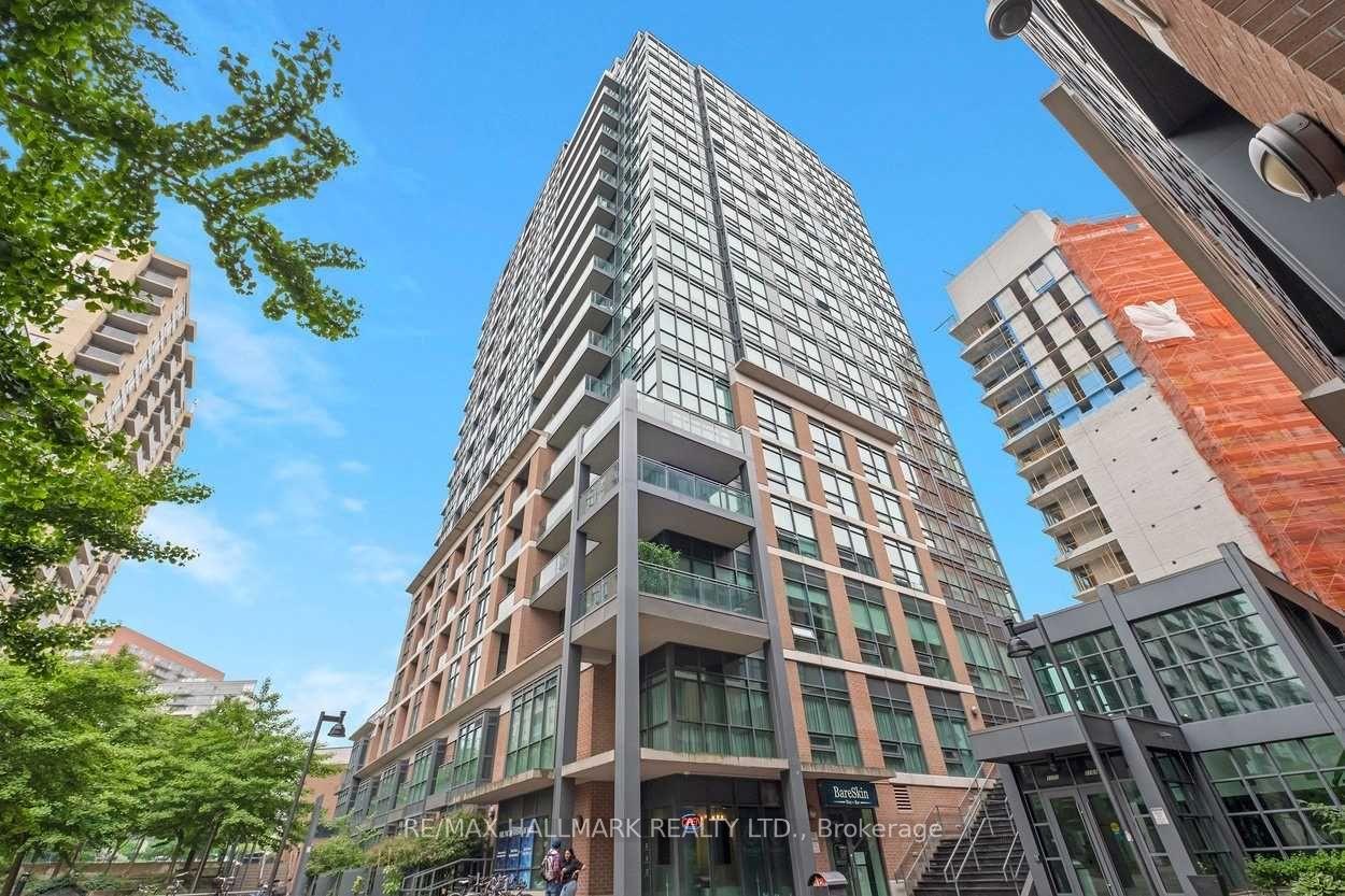 Front of Unit 306, 1171 Queen Street W
