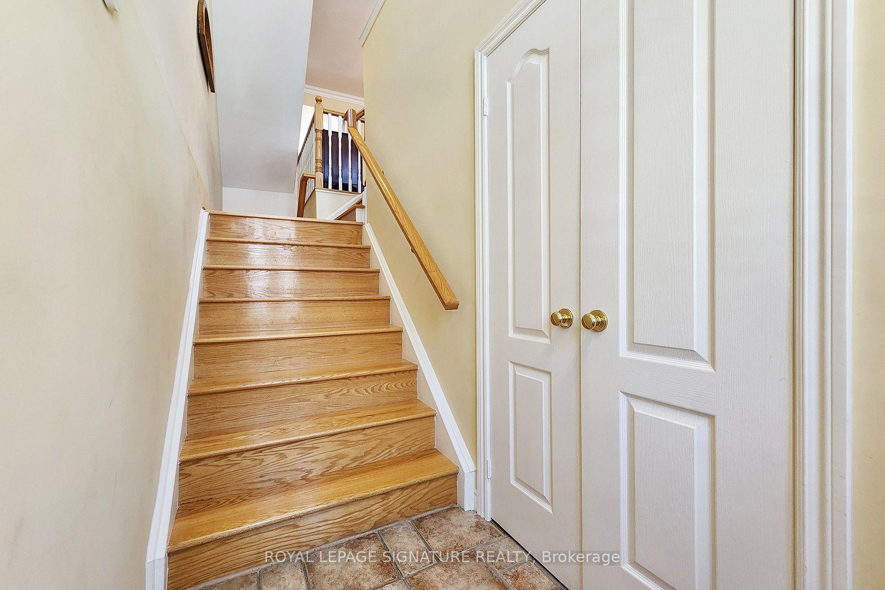 Photo 4 of 7-I Brussels Street, Etobicoke, Stonegate-Queensway — HOMEH