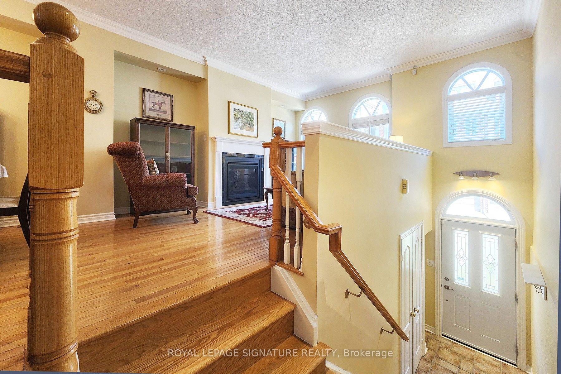 Photo 5 of 7-I Brussels Street, Etobicoke, Stonegate-Queensway — HOMEH