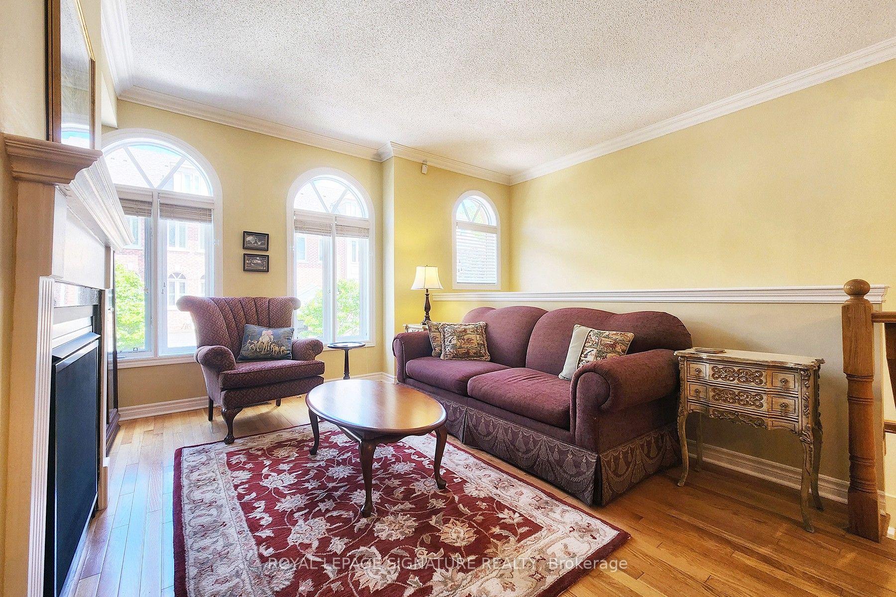 Photo 13 of 7-I Brussels Street, Etobicoke, Stonegate-Queensway — HOMEH