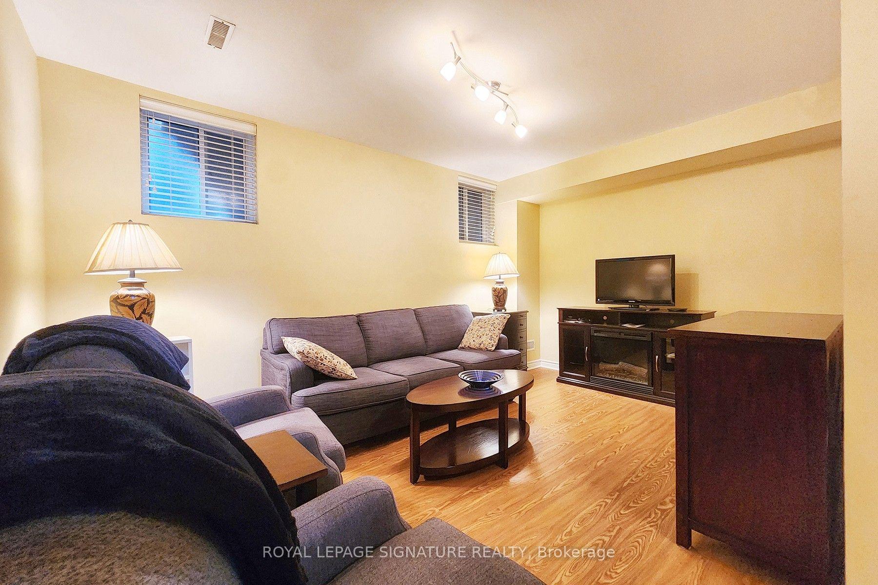 Photo 32 of 7-I Brussels Street, Etobicoke, Stonegate-Queensway — HOMEH