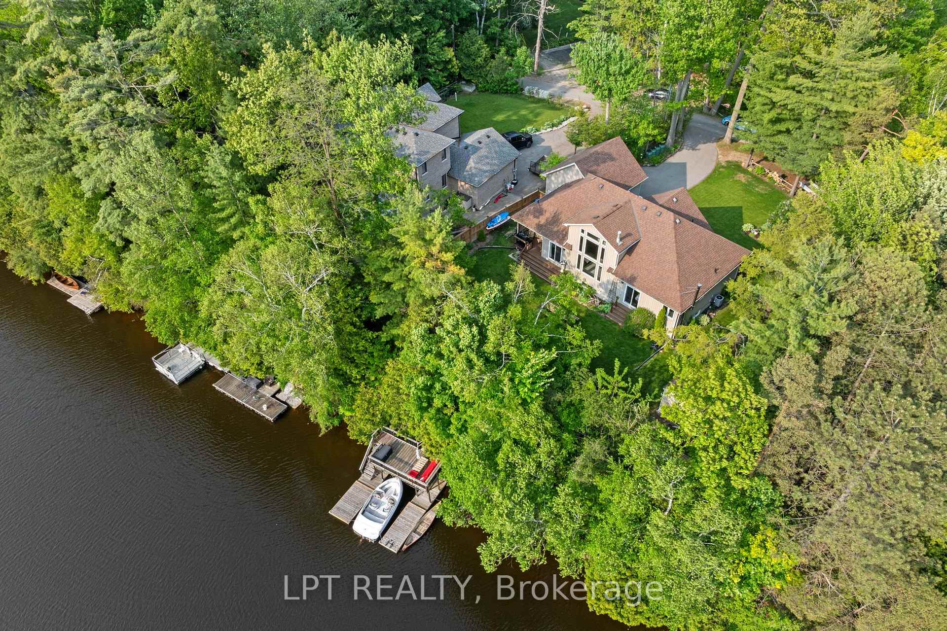 Photo of 2 Birch Knoll Road