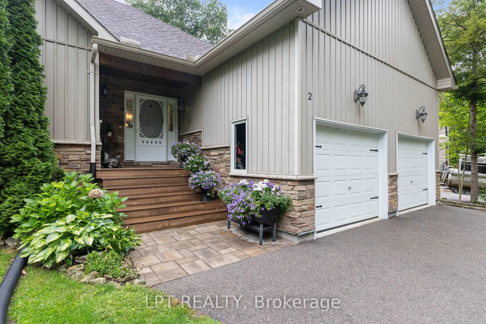 Photo 8 of 2 Birch Knoll Road, Georgina, Sutton & Jackson's Point — HOMEH