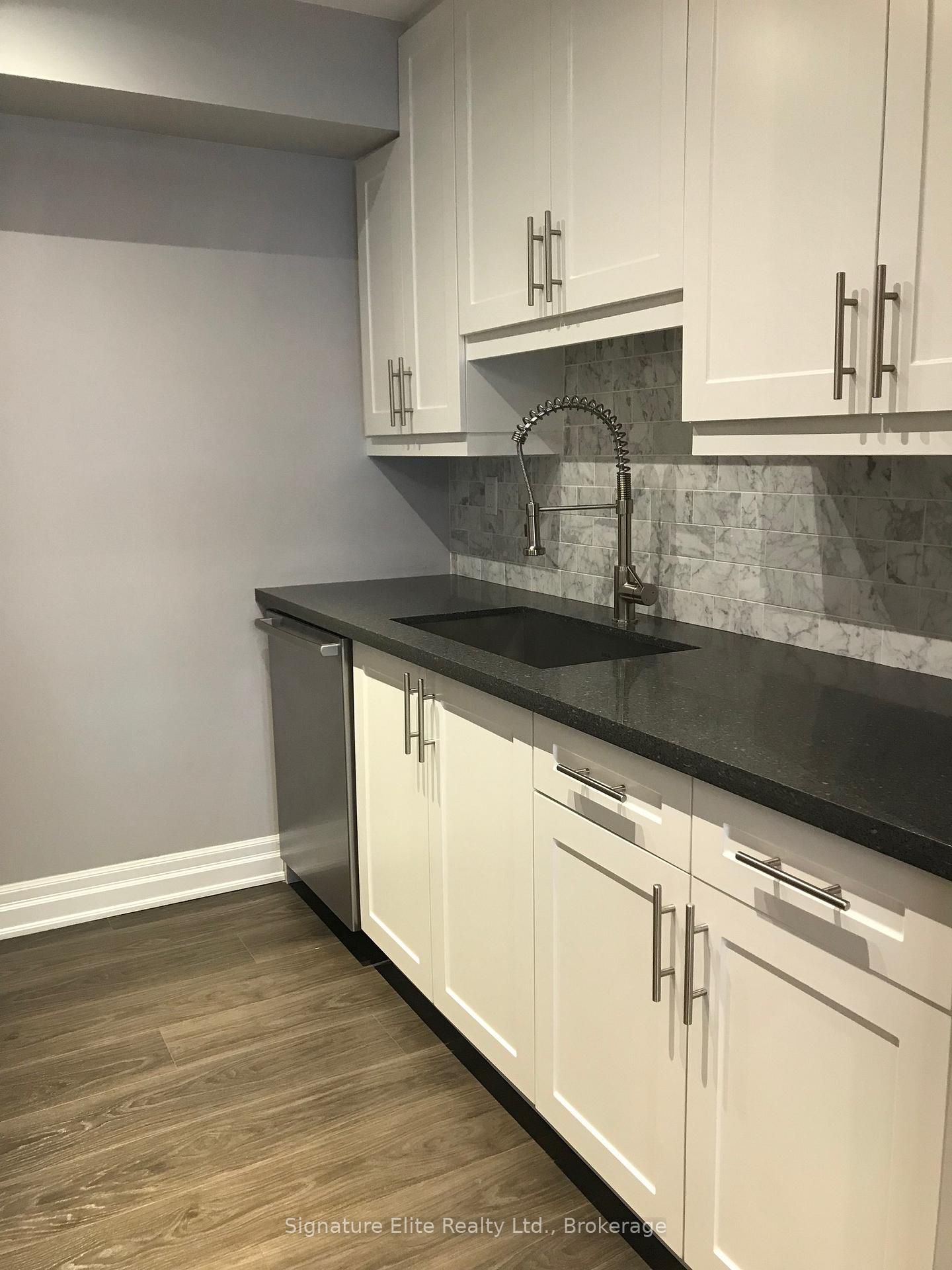 Photo 6 of Unit 11, 98 Redpath Avenue, Toronto, Mount Pleasant West — HOMEH
