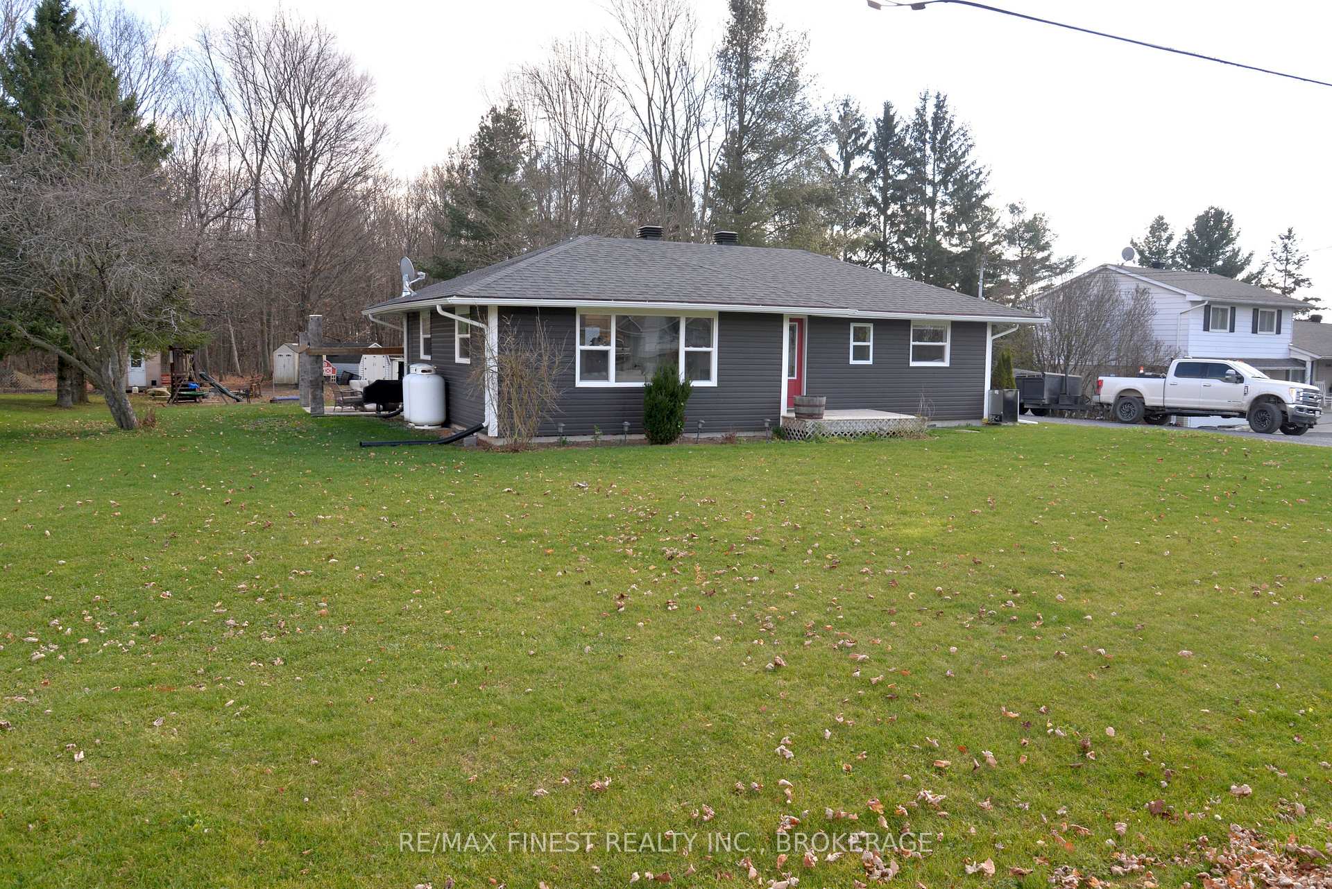 Photo 3 of 3616 Perth Road, Frontenac, Frontenac South — HOMEH