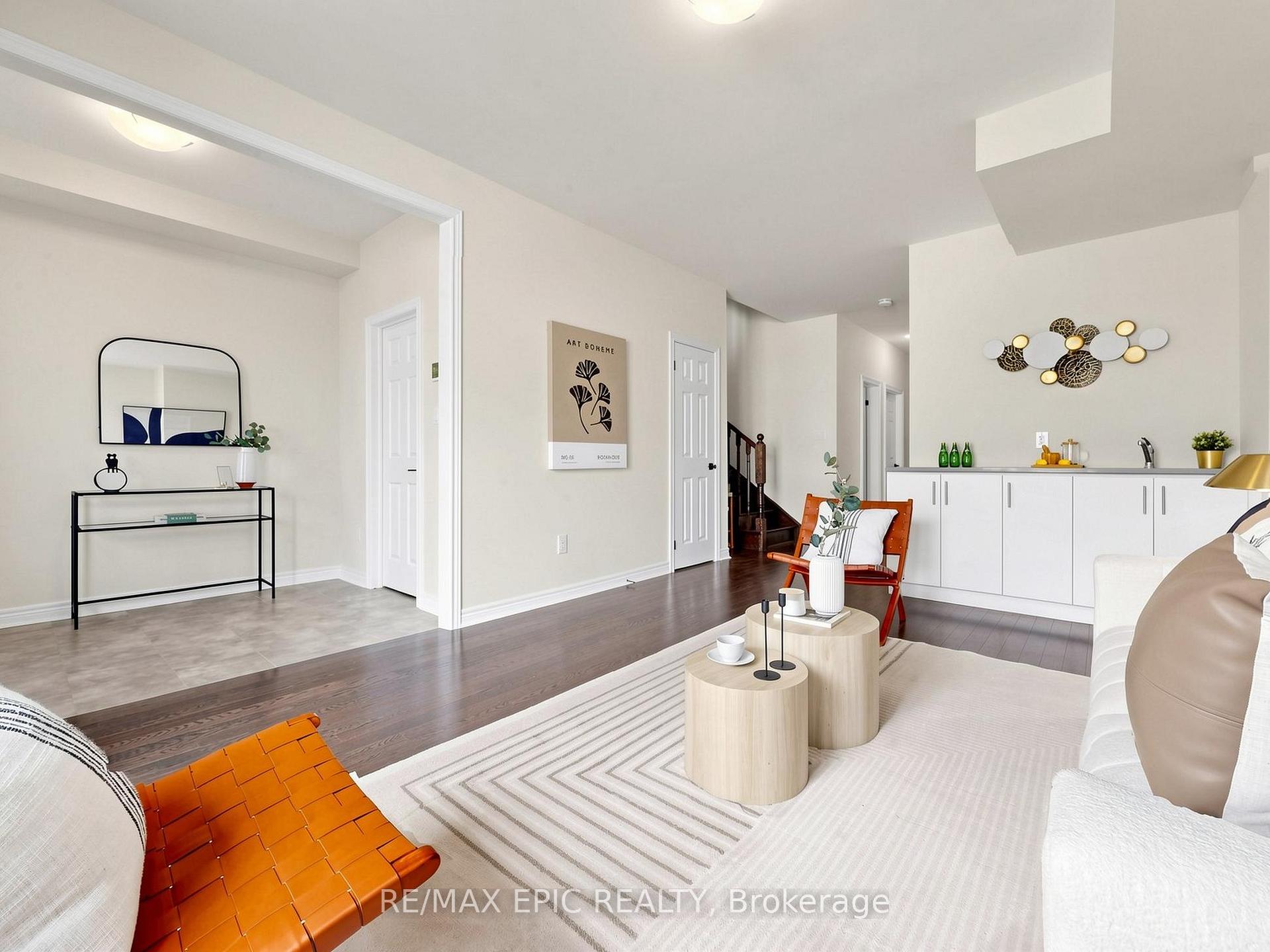 Photo 7 of 191 Mumbai Drive, Markham, Middlefield — HOMEH