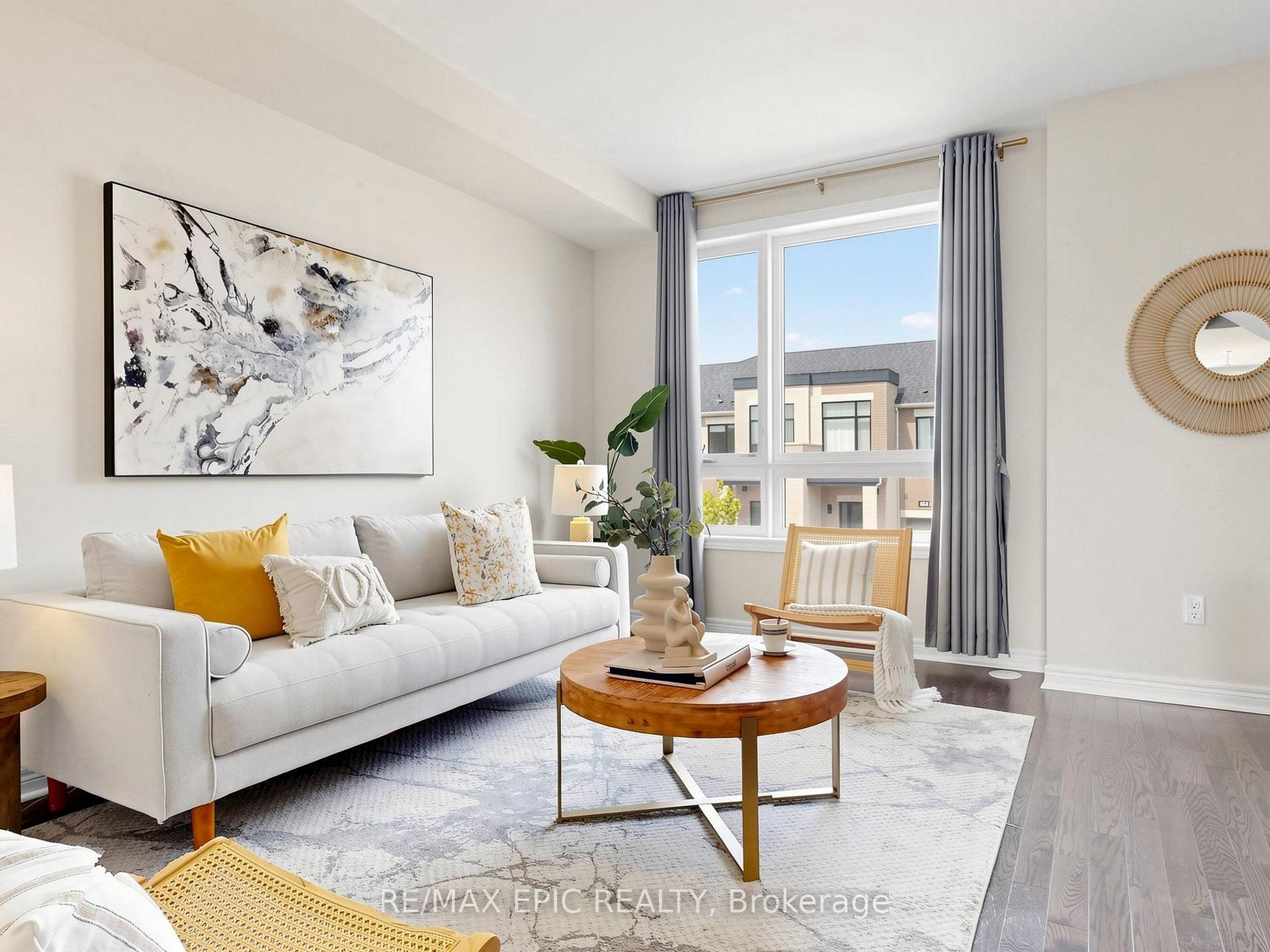 Photo 10 of 191 Mumbai Drive, Markham, Middlefield — HOMEH