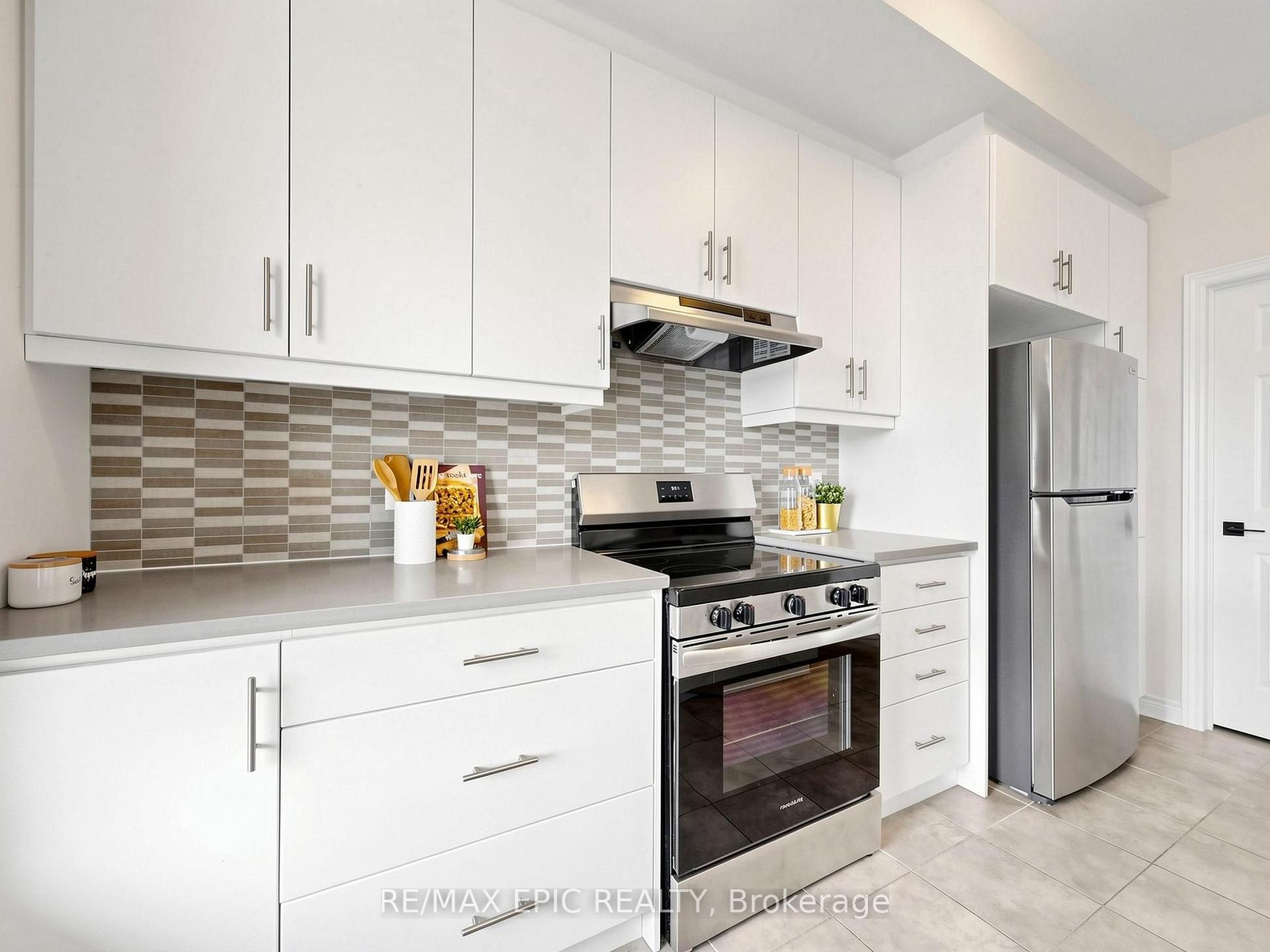 Photo 24 of 191 Mumbai Drive, Markham, Middlefield — HOMEH