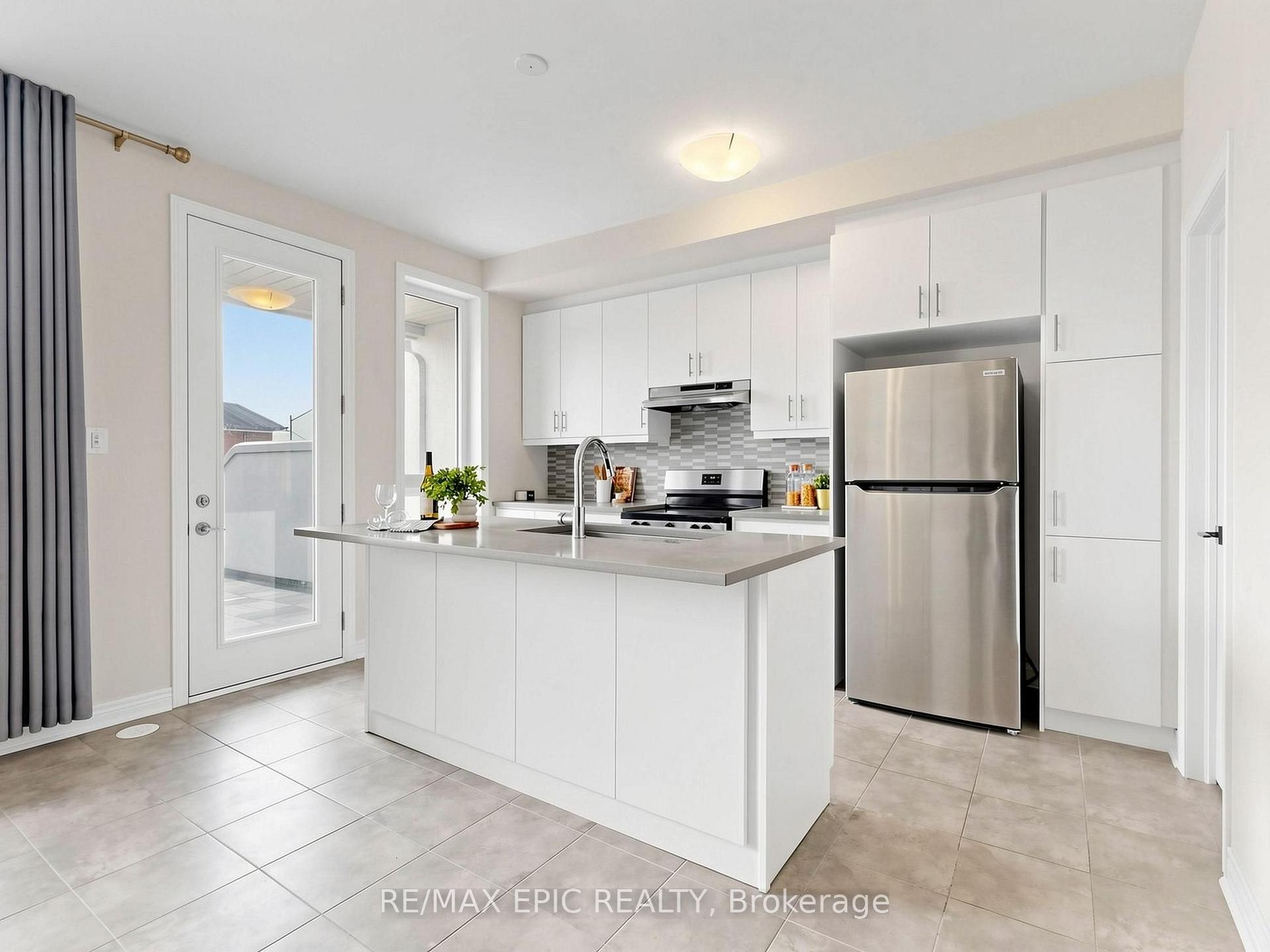 Photo 25 of 191 Mumbai Drive, Markham, Middlefield — HOMEH