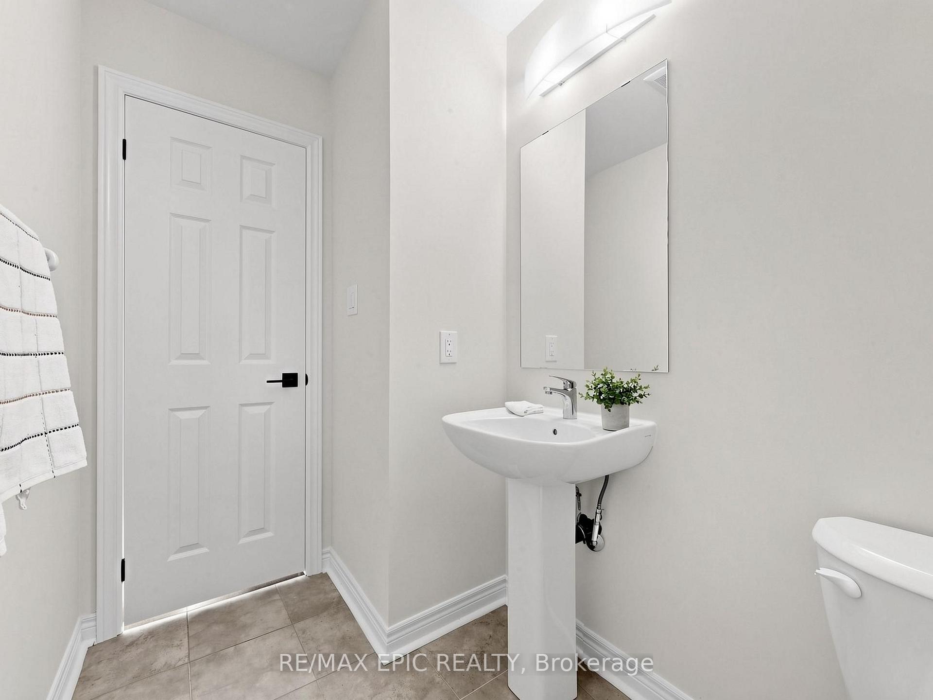 Photo 30 of 191 Mumbai Drive, Markham, Middlefield — HOMEH