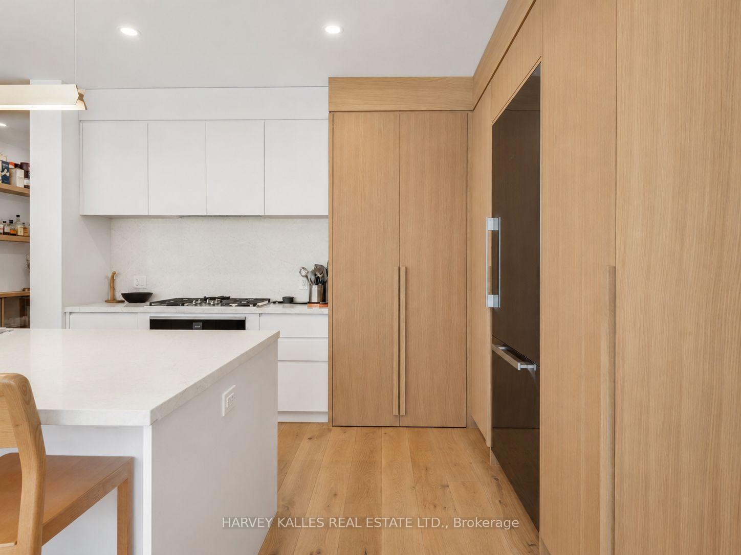 Photo 14 of 128 Lyndhurst Avenue, Toronto, Casa Loma — HOMEH
