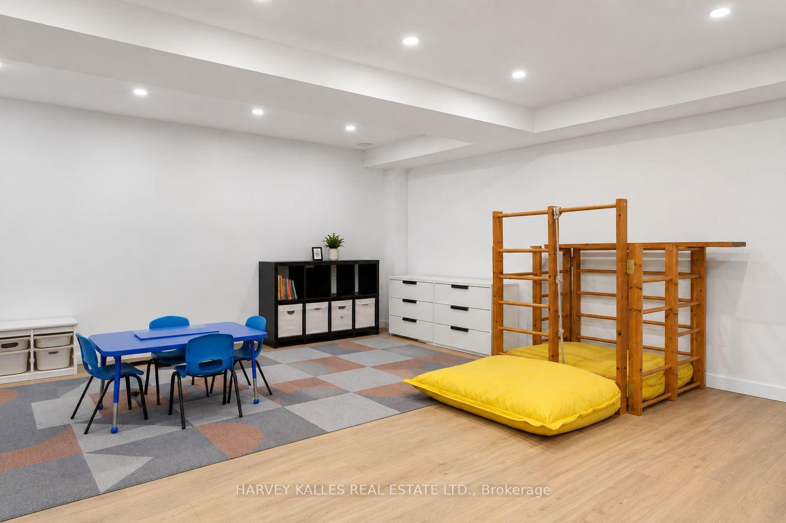 Photo 36 of 128 Lyndhurst Avenue, Toronto, Casa Loma — HOMEH