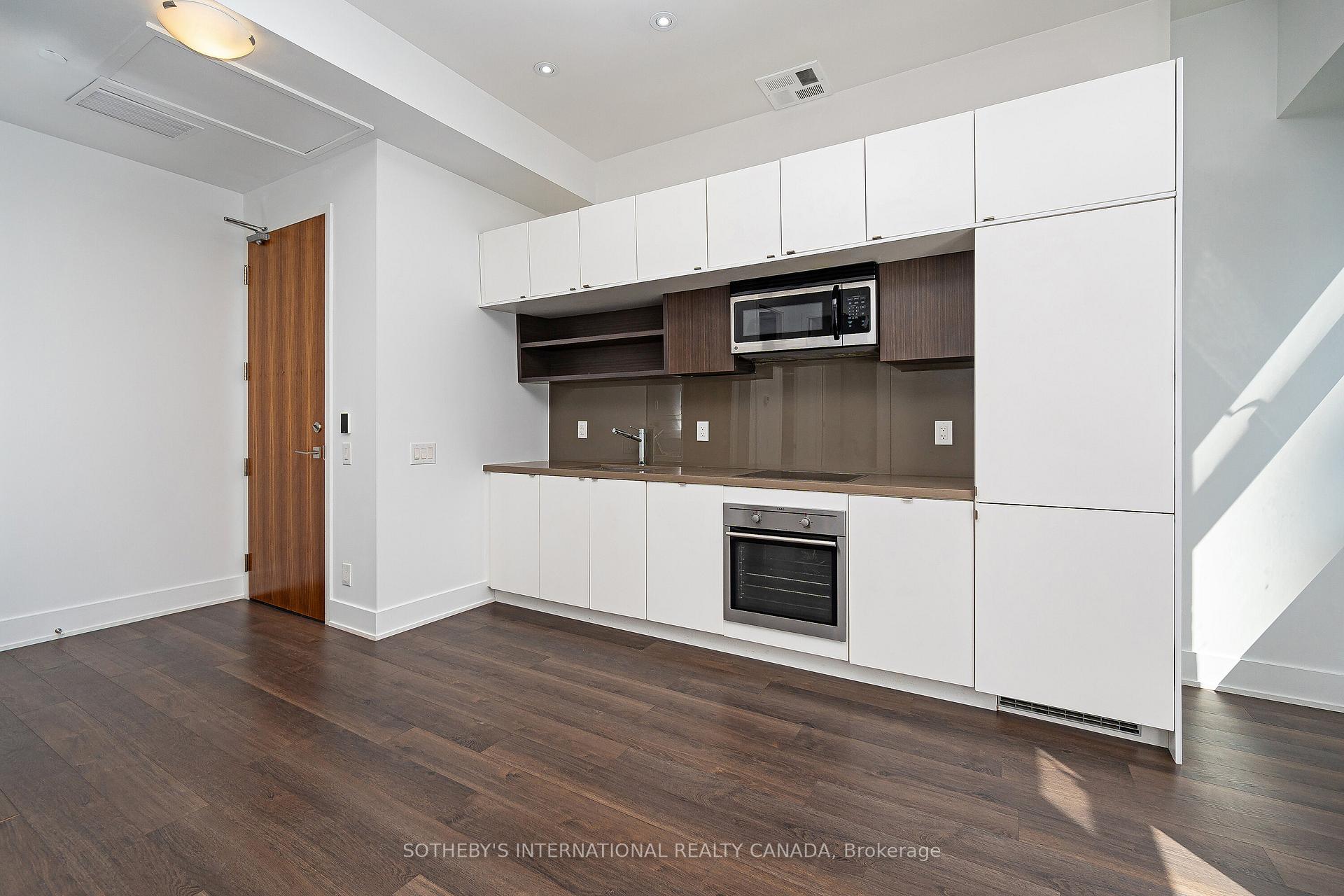 Photo 8 of Unit 406, 111 St Clair Avenue W, Toronto, Yonge-St. Clair — HOMEH