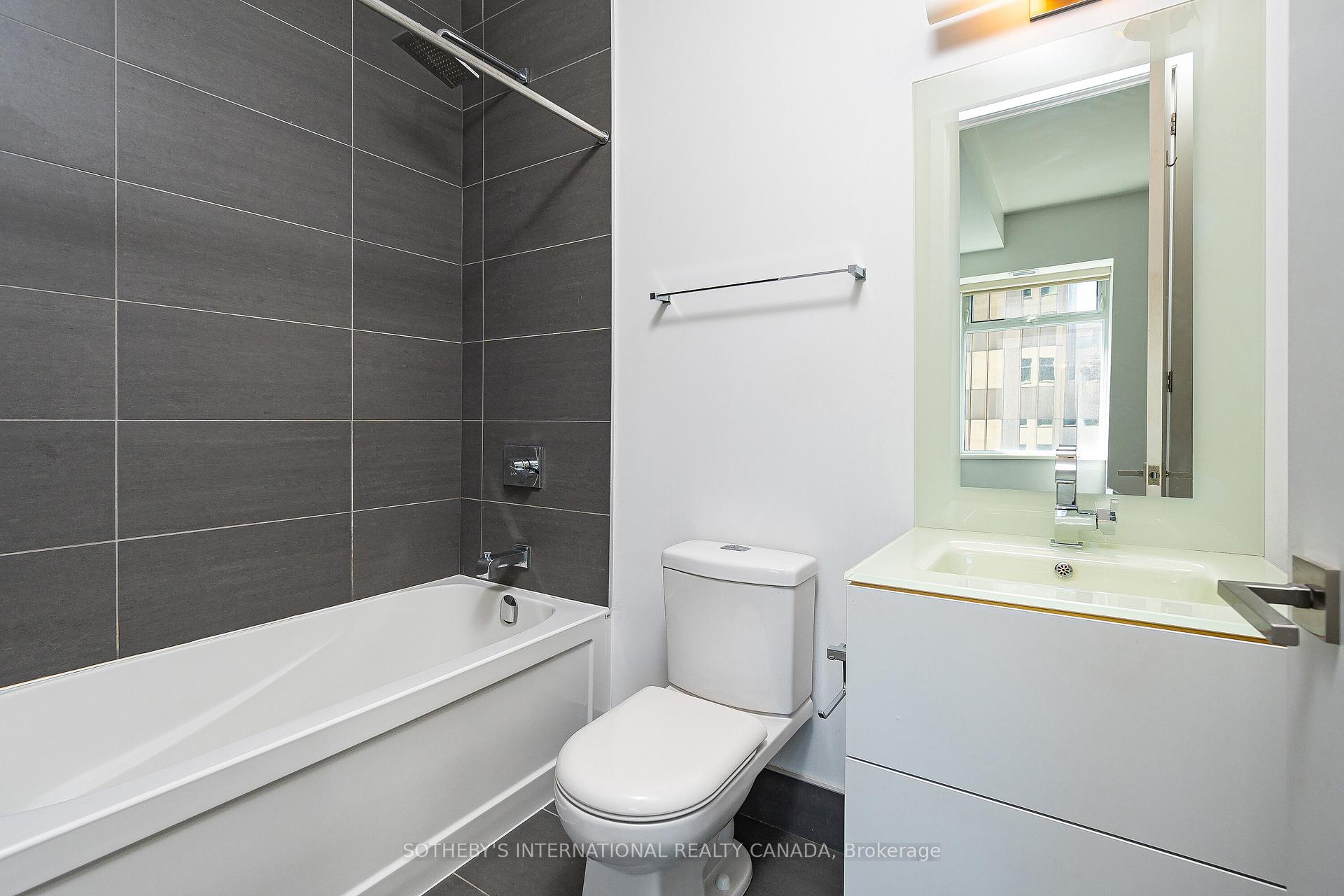 Photo 15 of Unit 406, 111 St Clair Avenue W, Toronto, Yonge-St. Clair — HOMEH