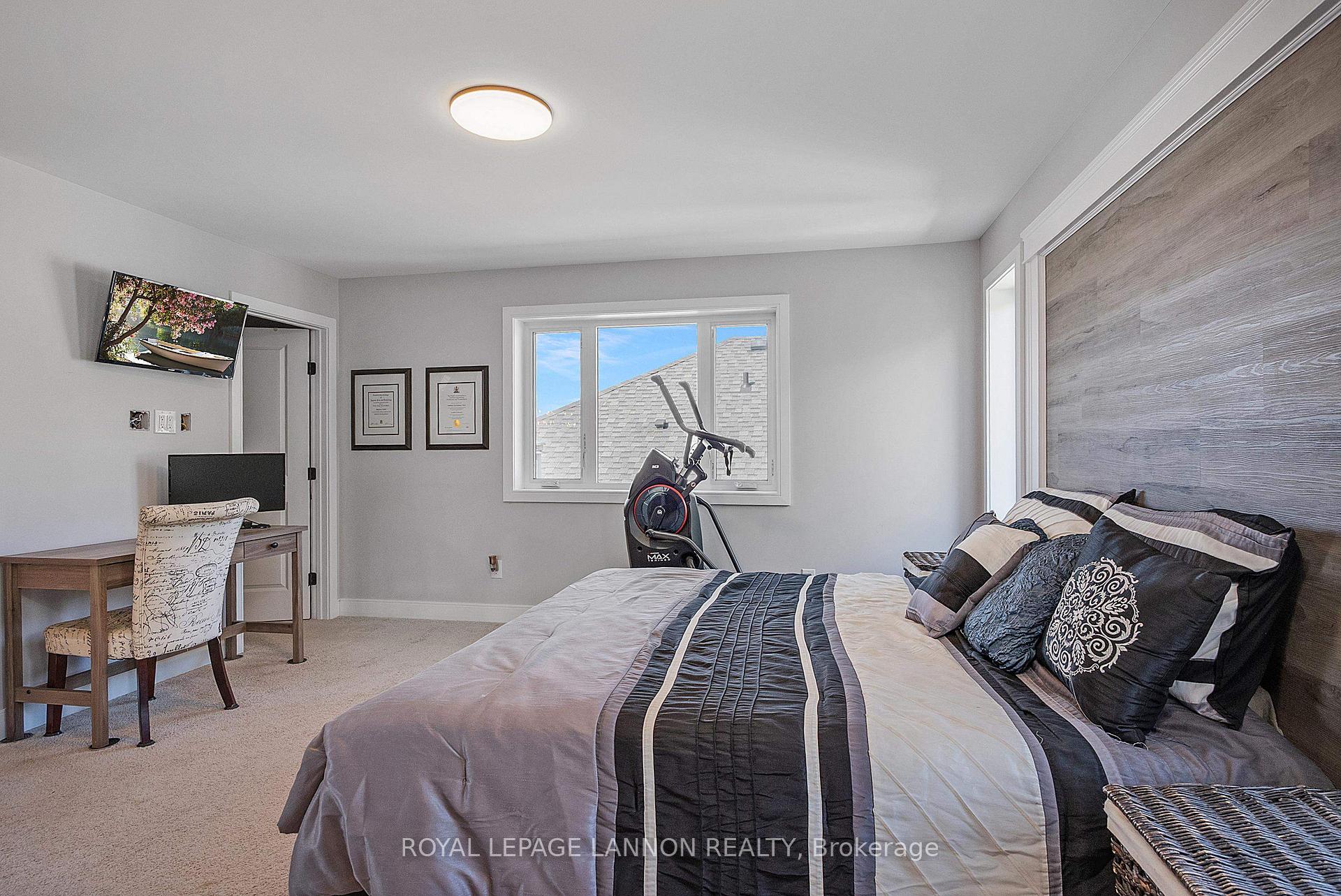 Photo 16 of 145 Dogwood Crescent, Thunder Bay, John Street North — HOMEH