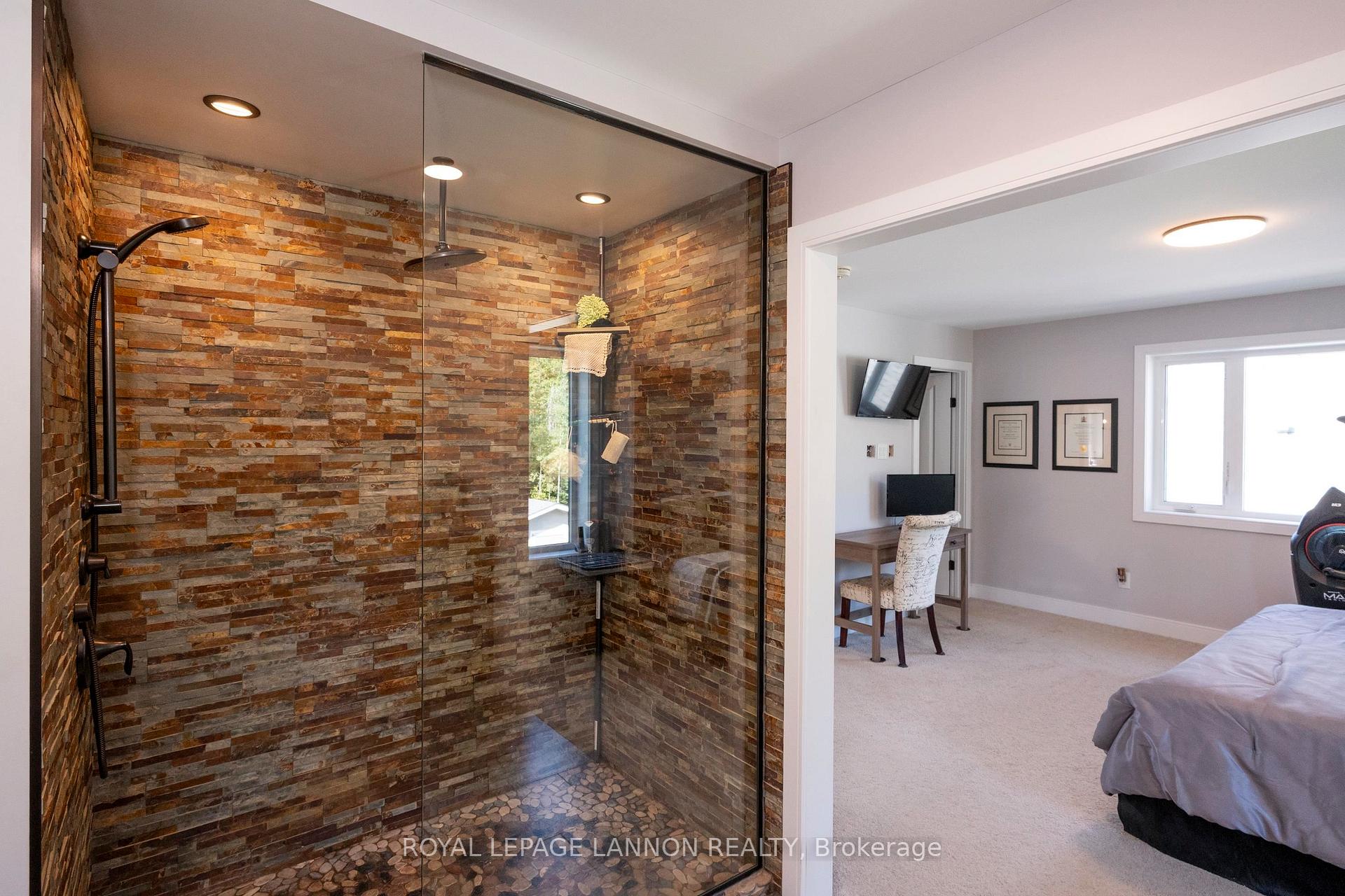 Photo 17 of 145 Dogwood Crescent, Thunder Bay, John Street North — HOMEH