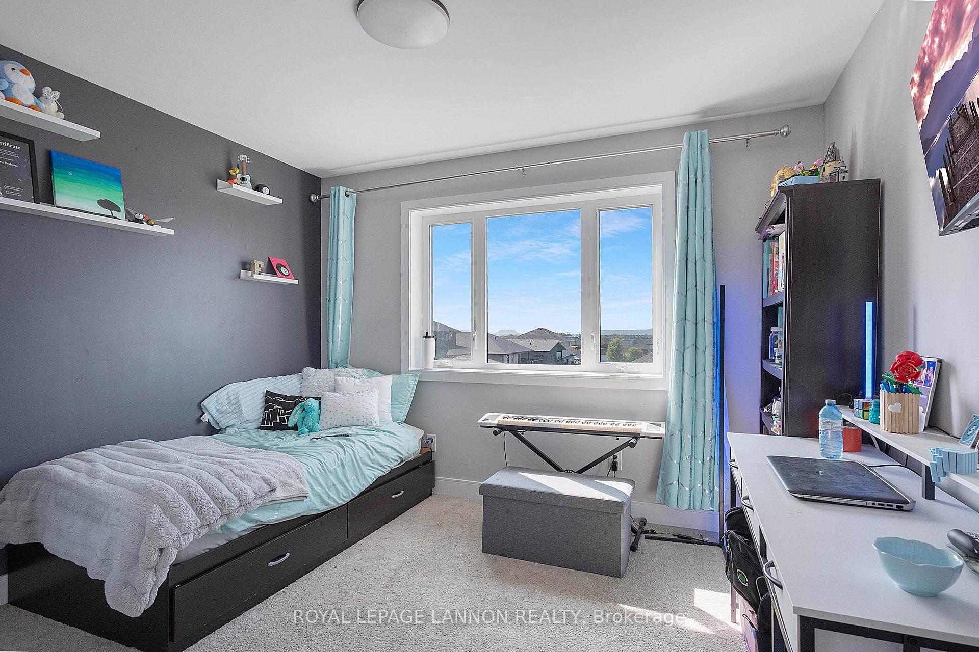 Photo 21 of 145 Dogwood Crescent, Thunder Bay, John Street North — HOMEH