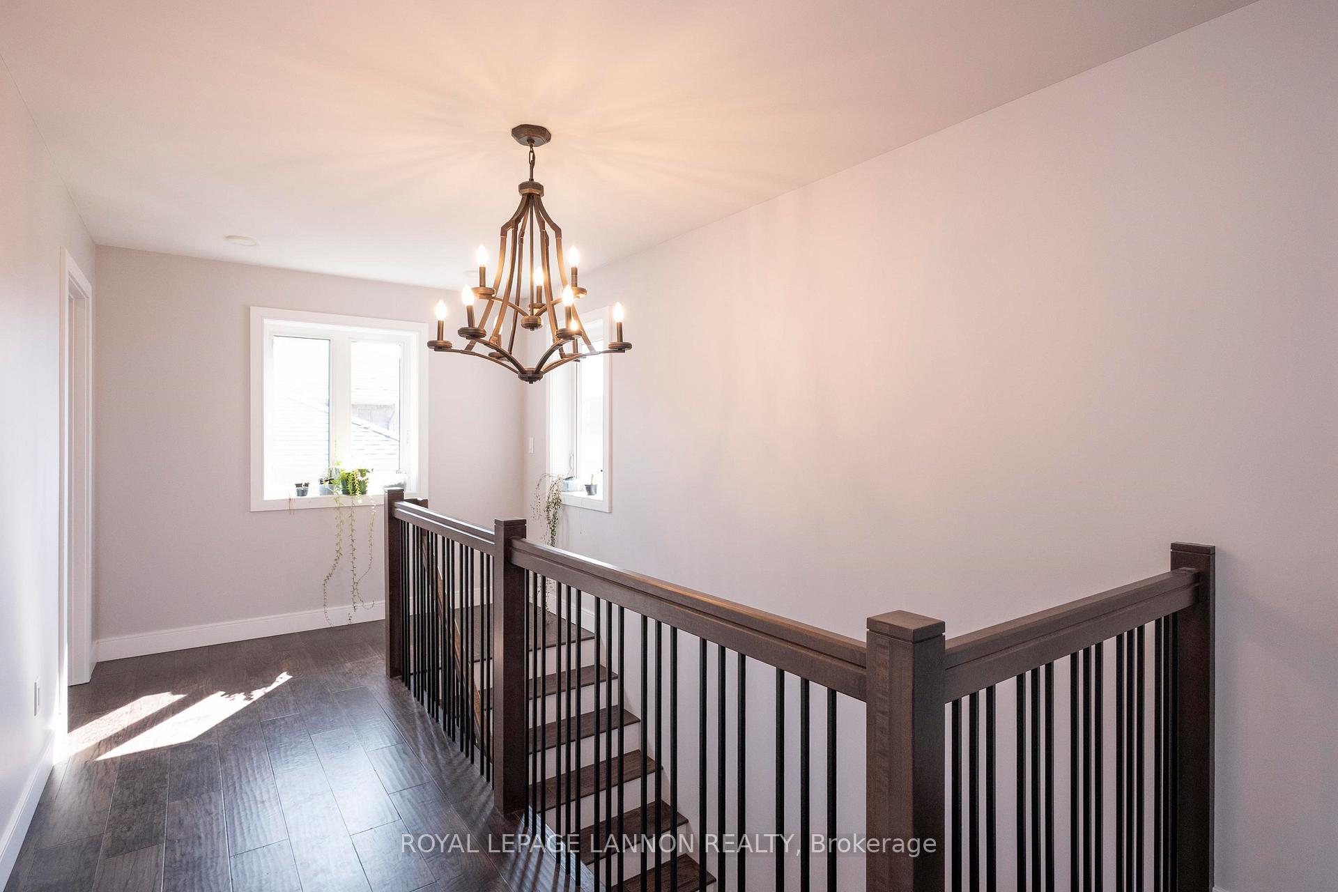 Photo 29 of 145 Dogwood Crescent, Thunder Bay, John Street North — HOMEH