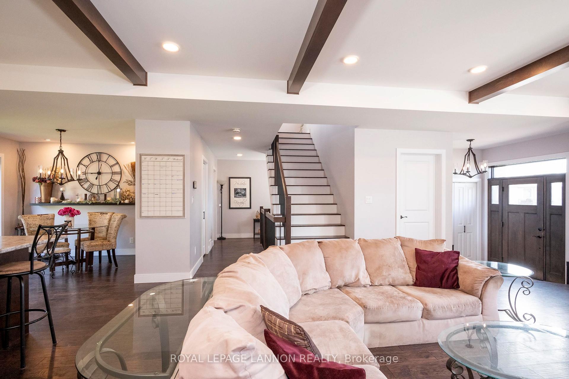 Photo 32 of 145 Dogwood Crescent, Thunder Bay, John Street North — HOMEH